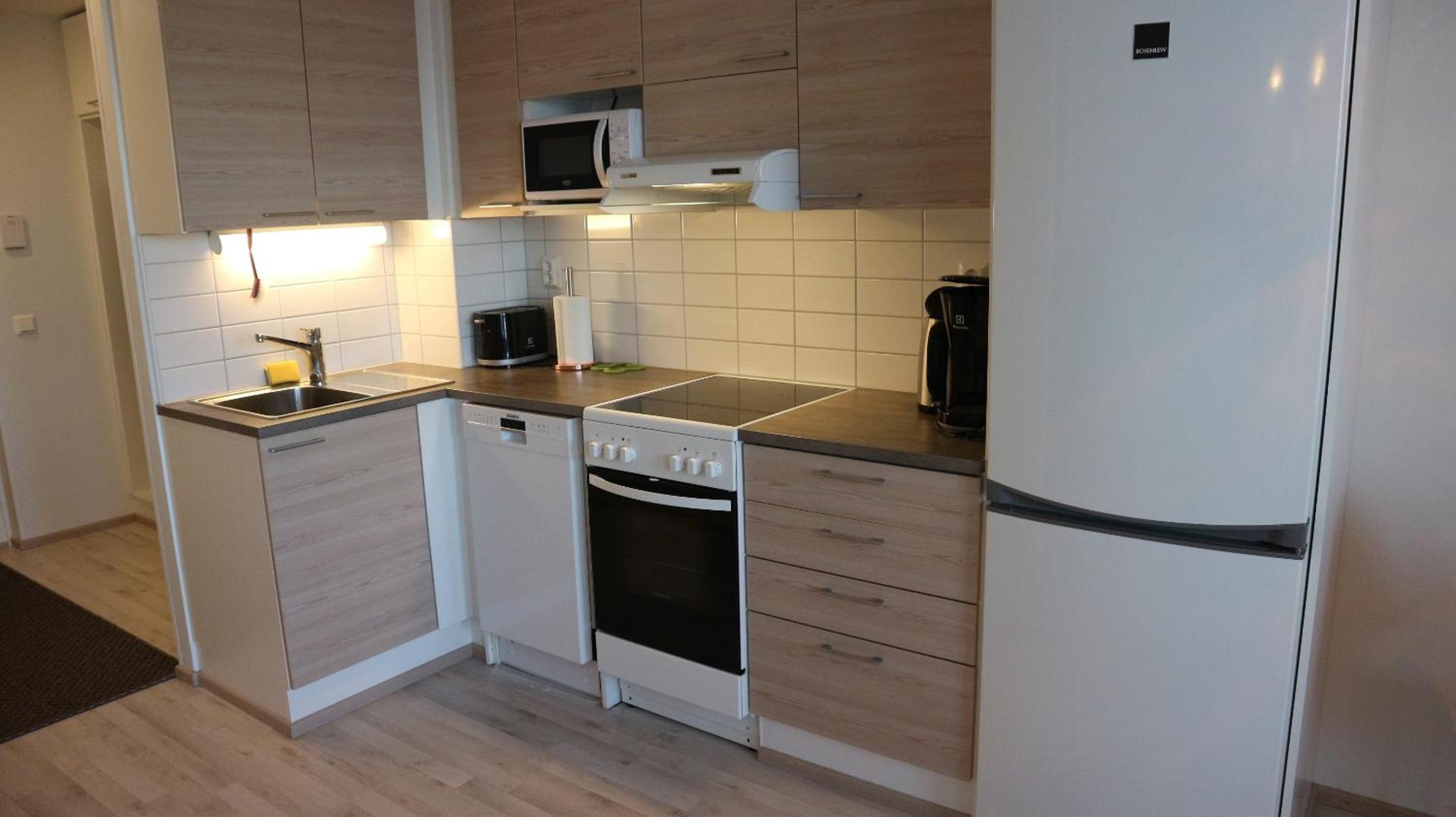 Studio Apartment - Photo 17