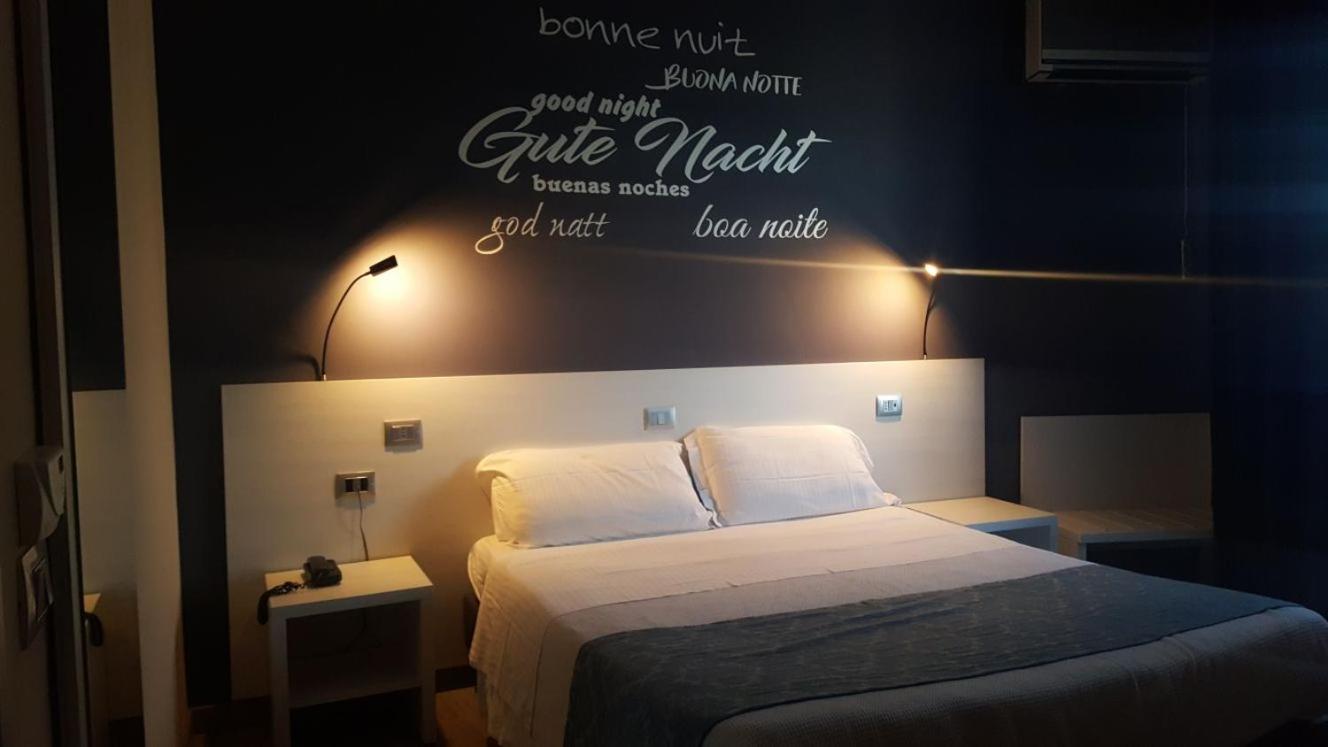 Superior Double or Twin Room - Photo 2