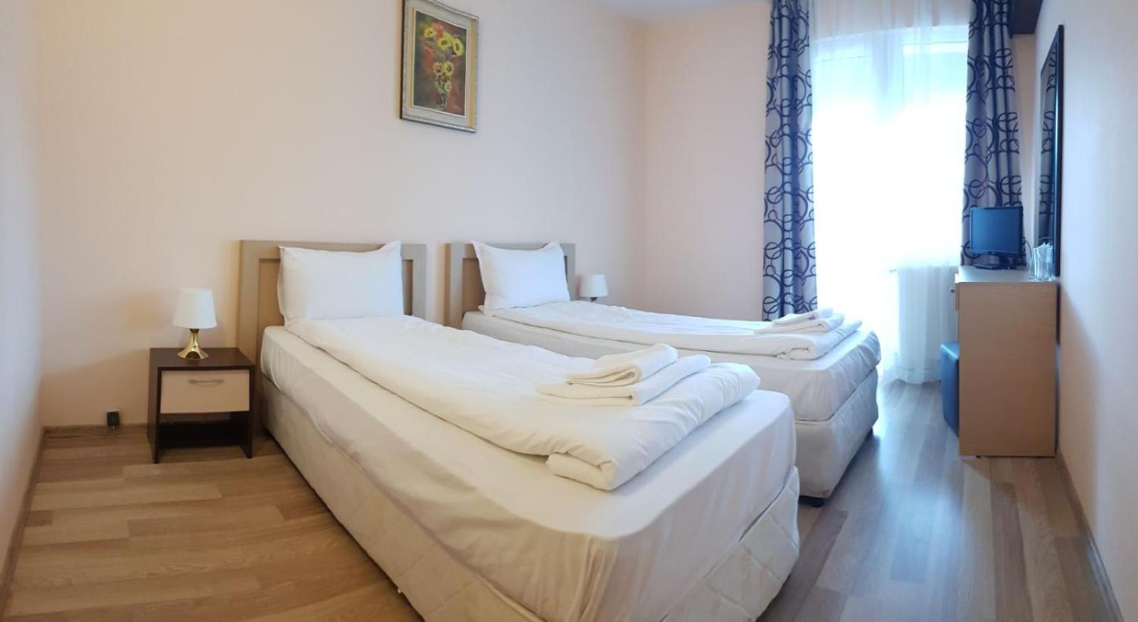Twin Room With Mountain View