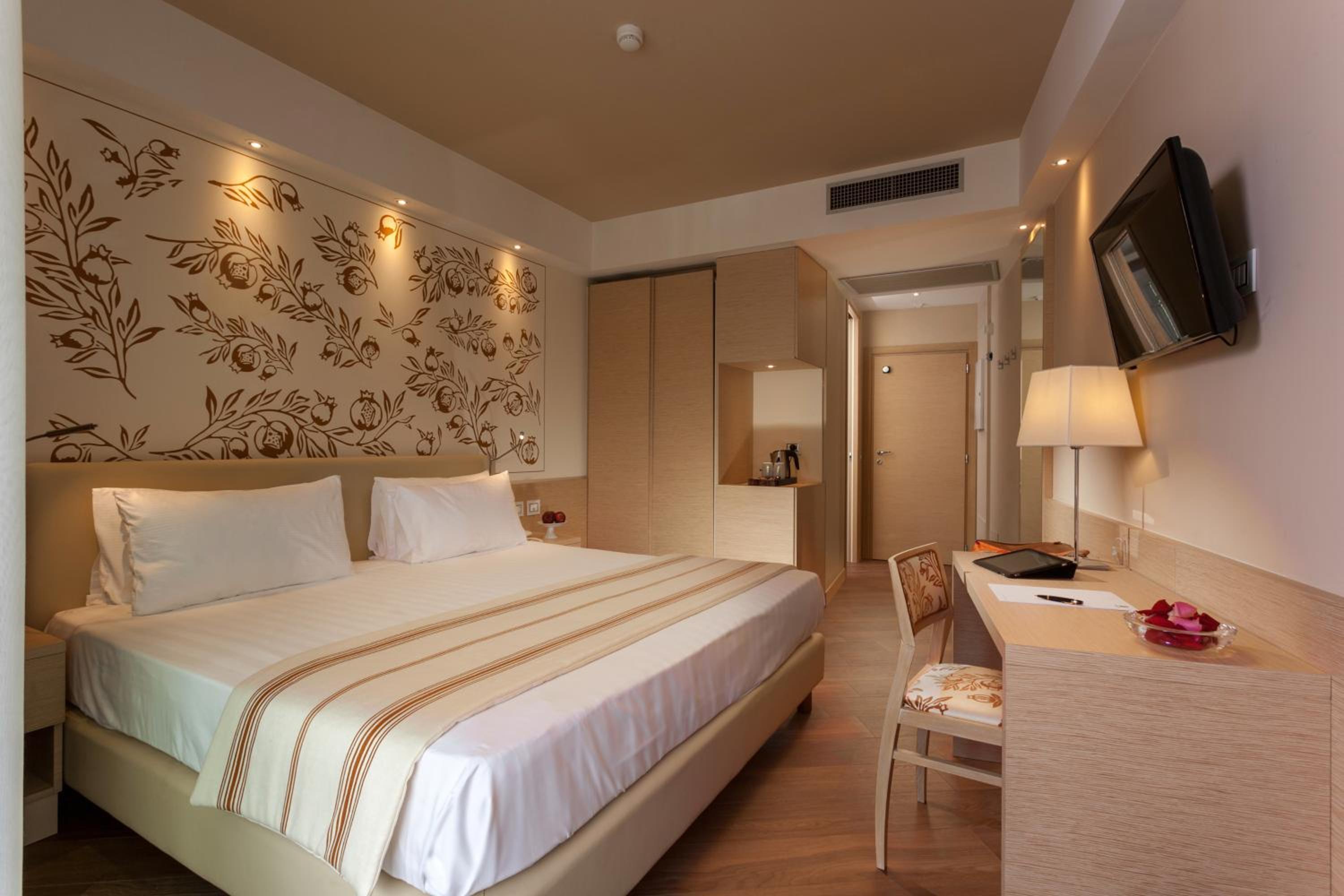 Deluxe Room with Balcony