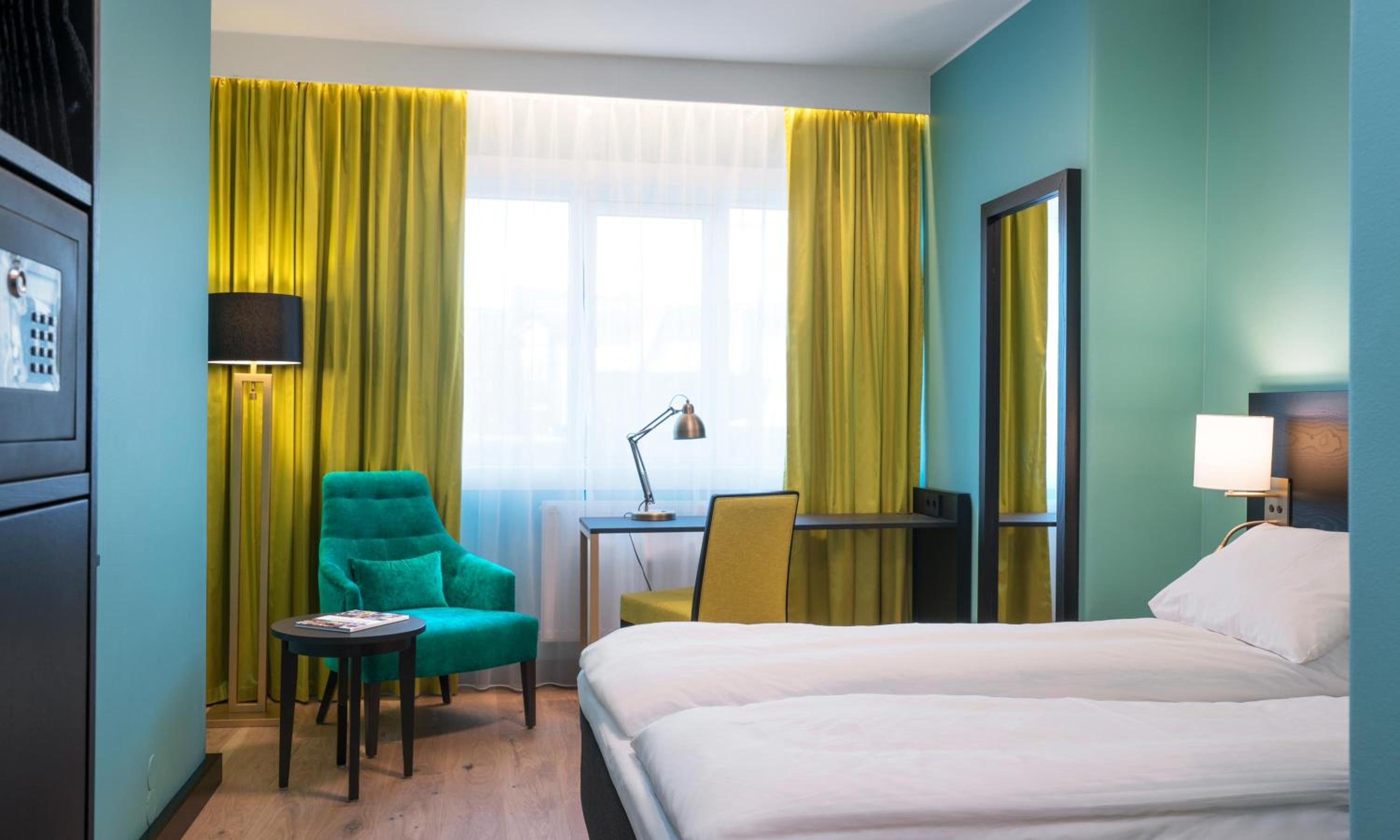Standard Double Room - Photo 7