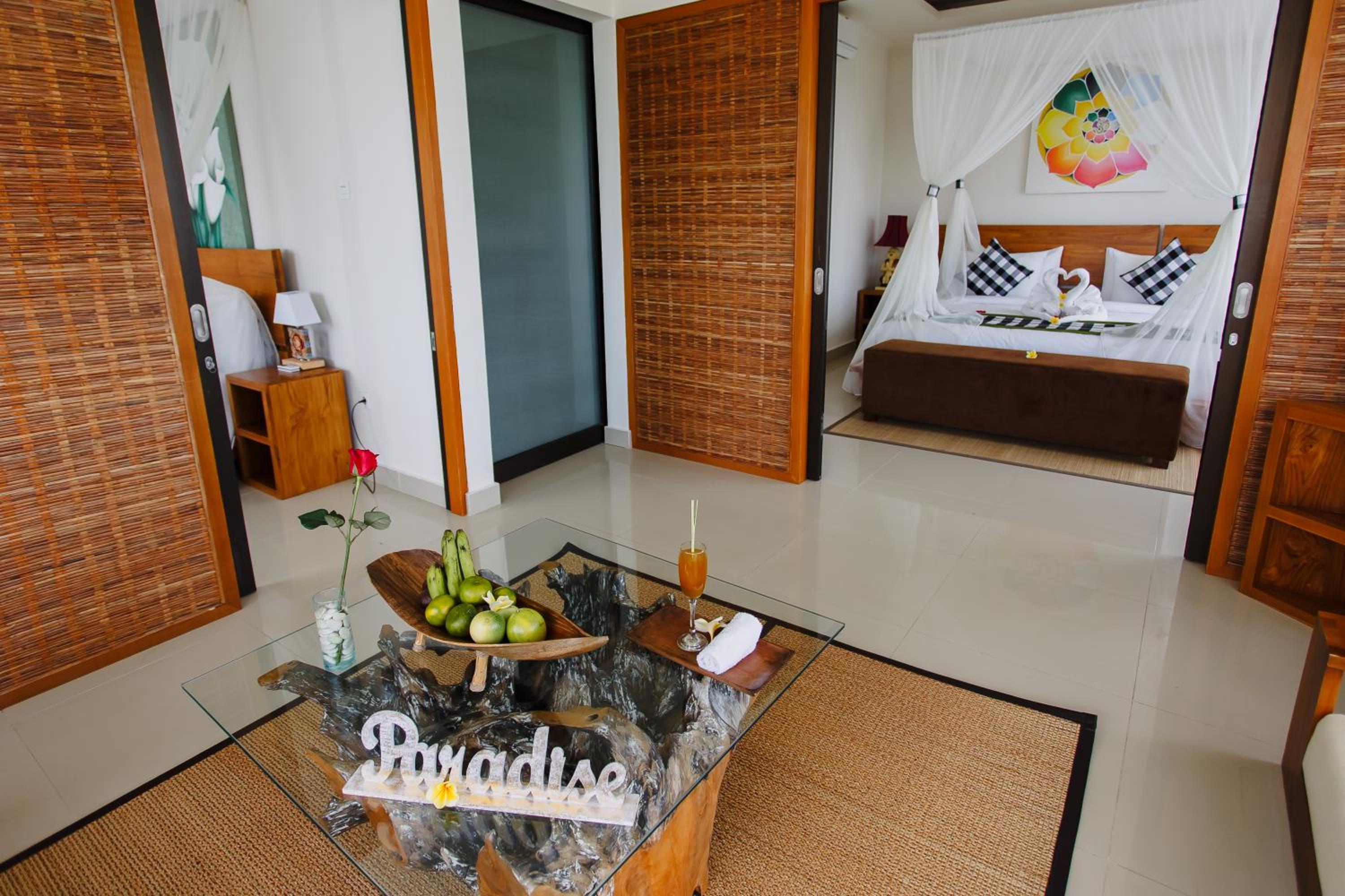 Two-Bedroom Suite with Free Benefit photo 3