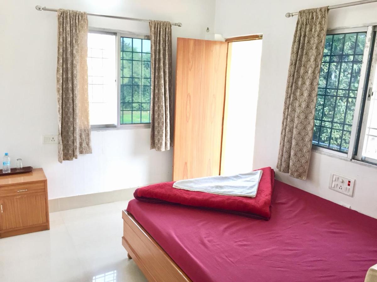 Standard Double Room with Fan photo 1