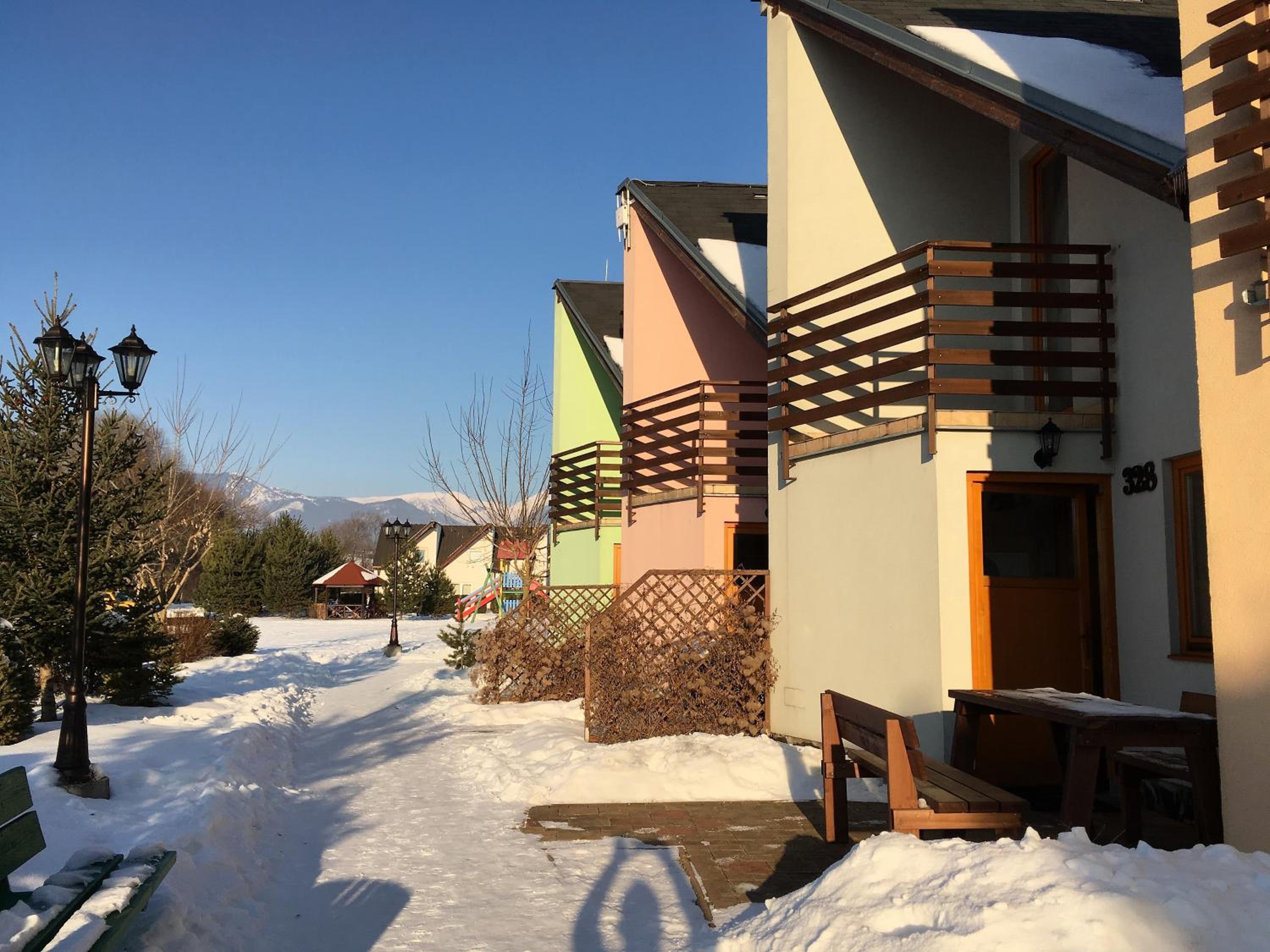 Apartment with Balcony - Photo 35