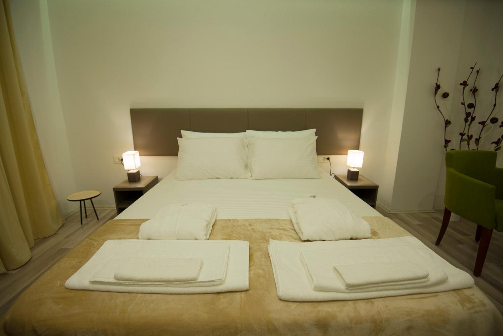 Deluxe Apartment - Photo 3