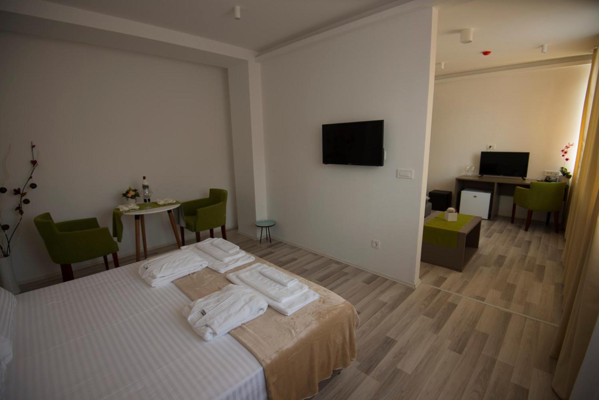 Deluxe Apartment - Photo 4