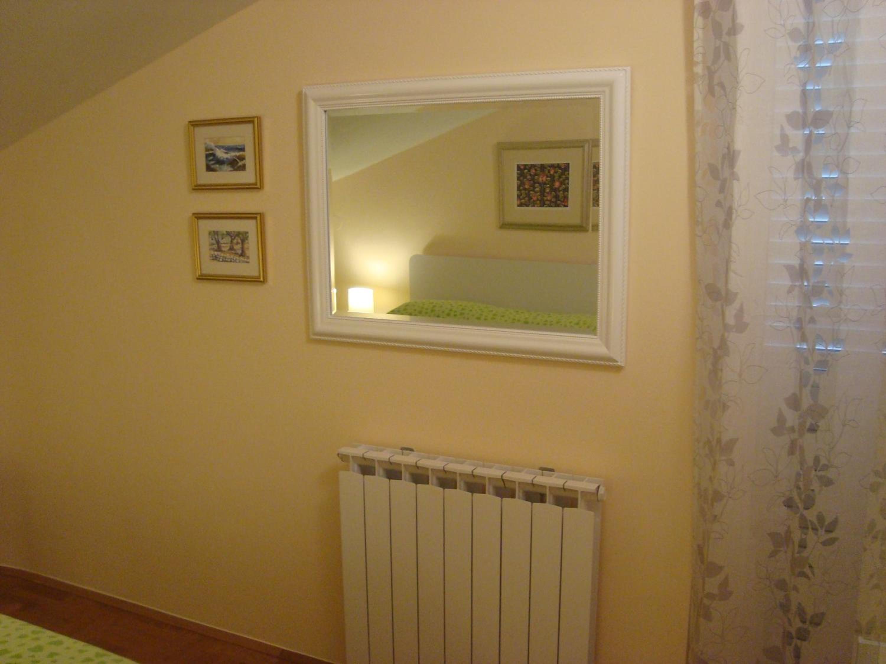 One-Bedroom Apartment with Balcony