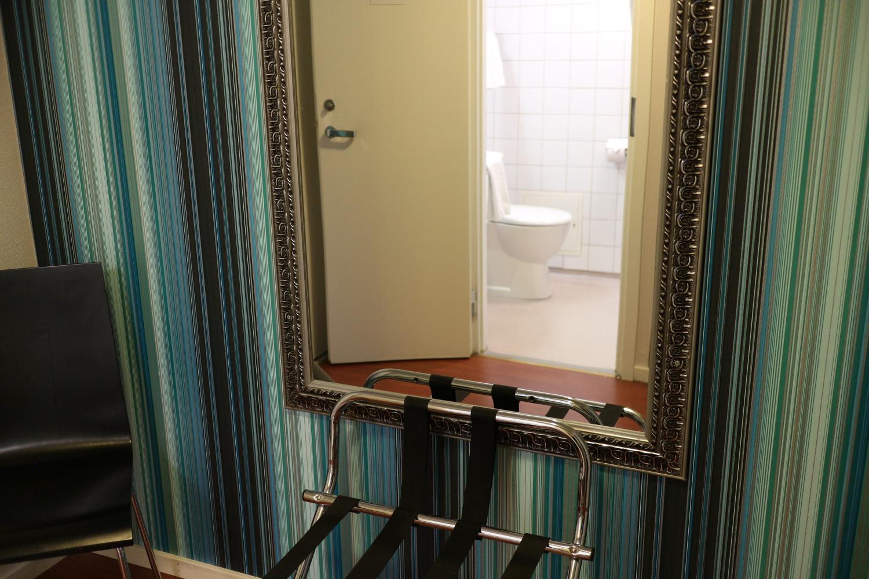 Double or Twin Room - Photo 14