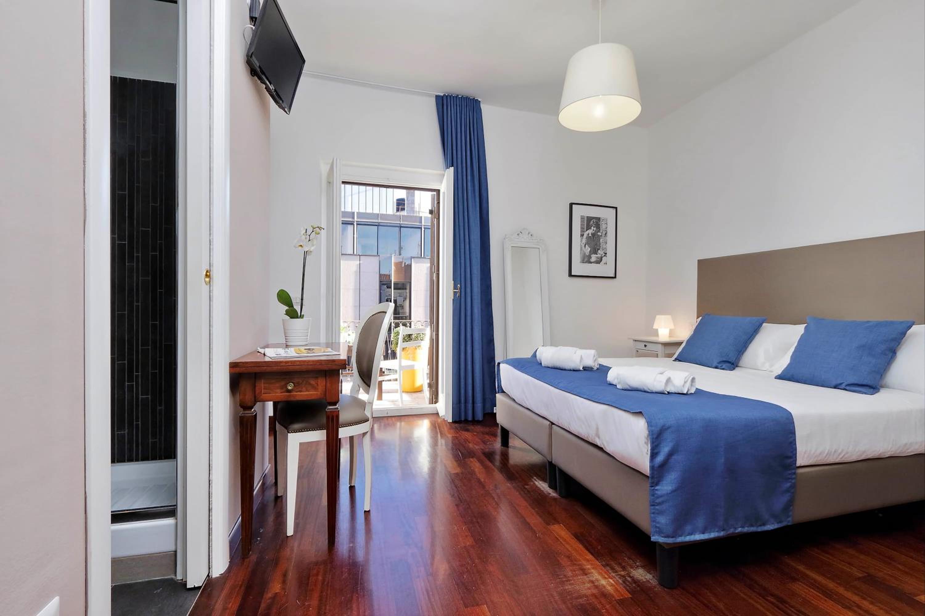Junior Suite with Terrace photo 2