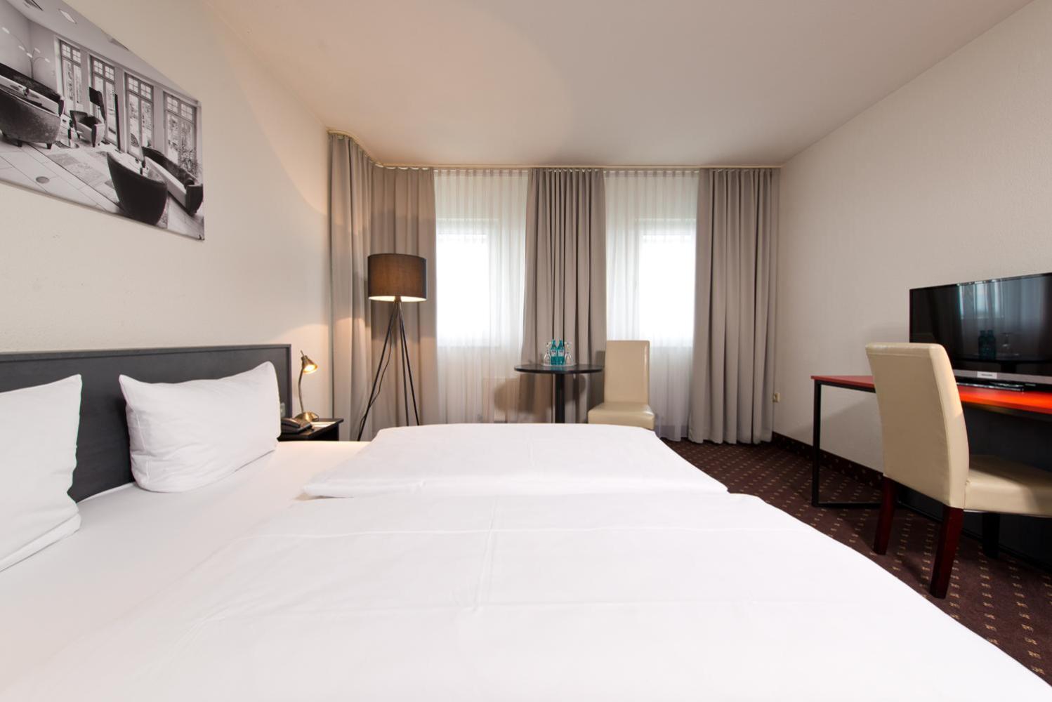 Business Double Room - Photo 2