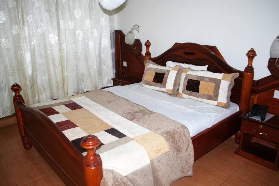 Standard Twin Room photo 3