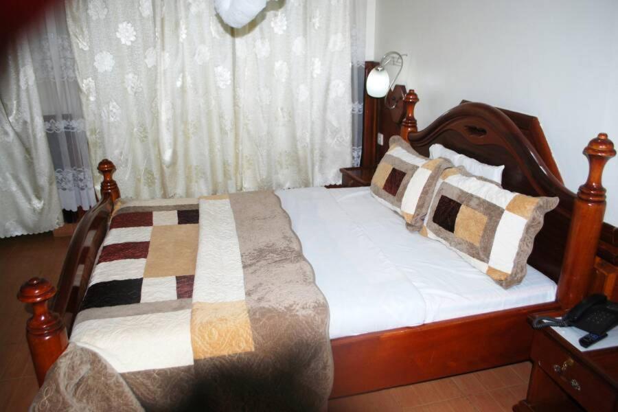 Standard Twin Room photo 2