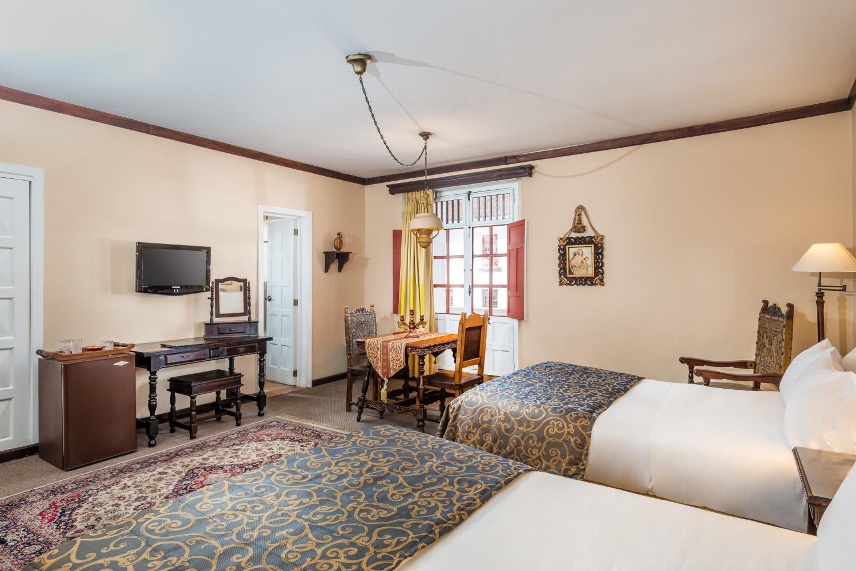 Standard Double Room with Two Double Beds - Photo 5