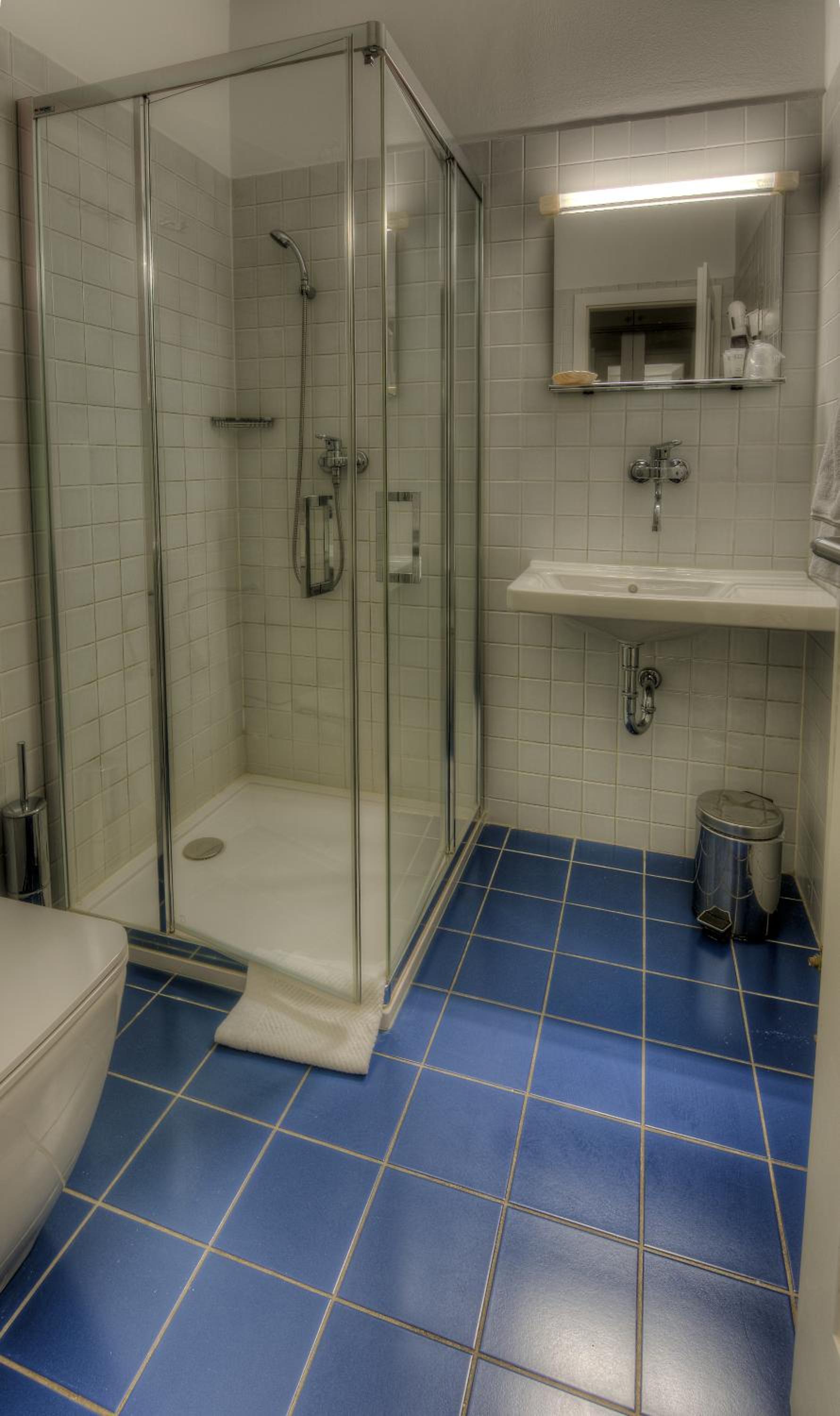 Double Room - Photo 6