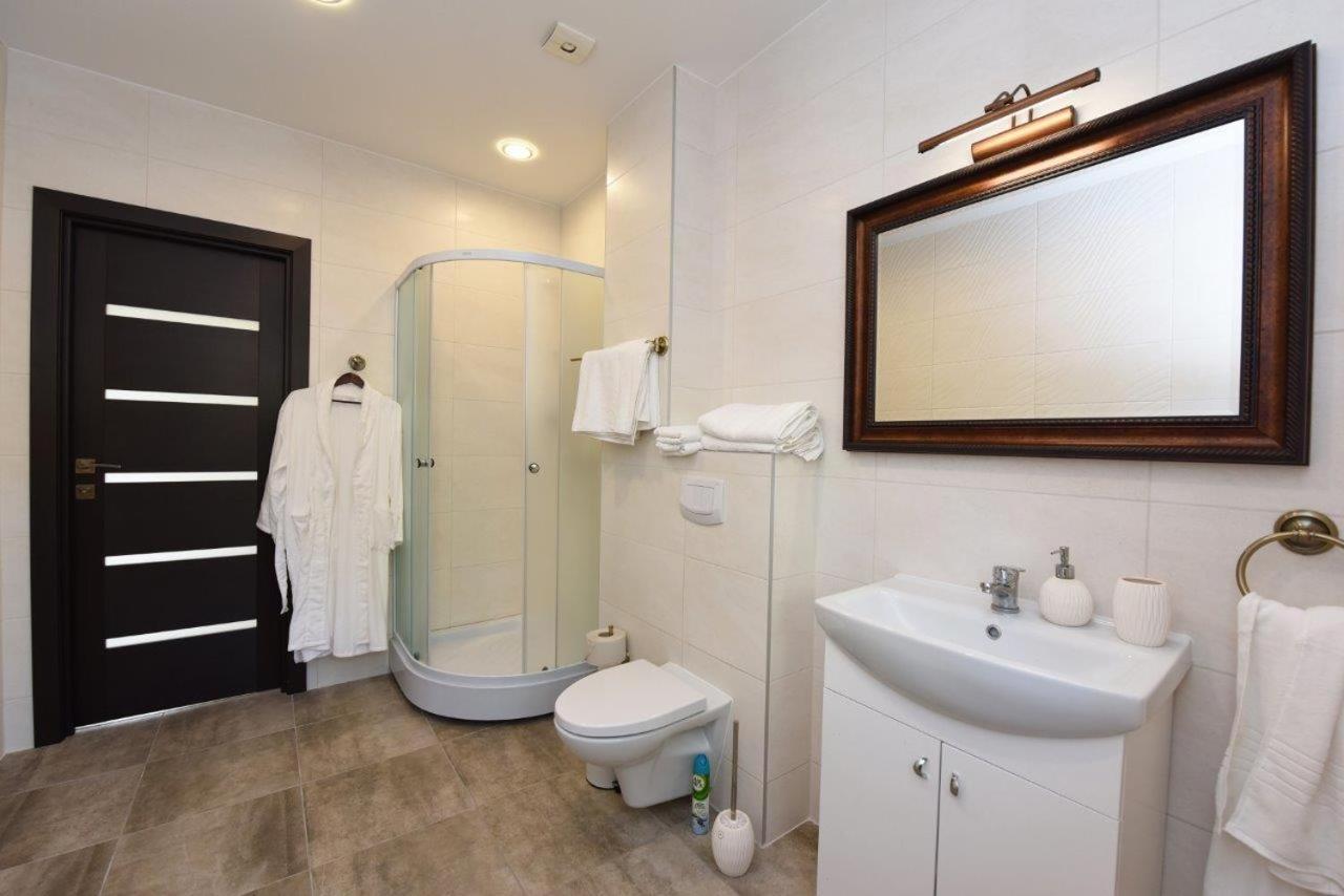 Double Room with Terrace - Photo 8