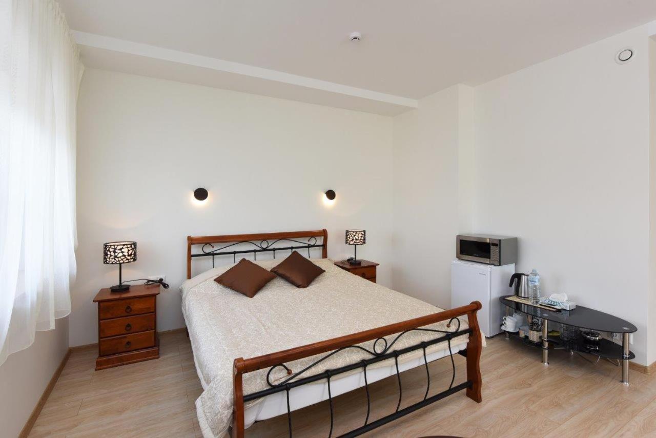 Double Room with Terrace - Photo 7