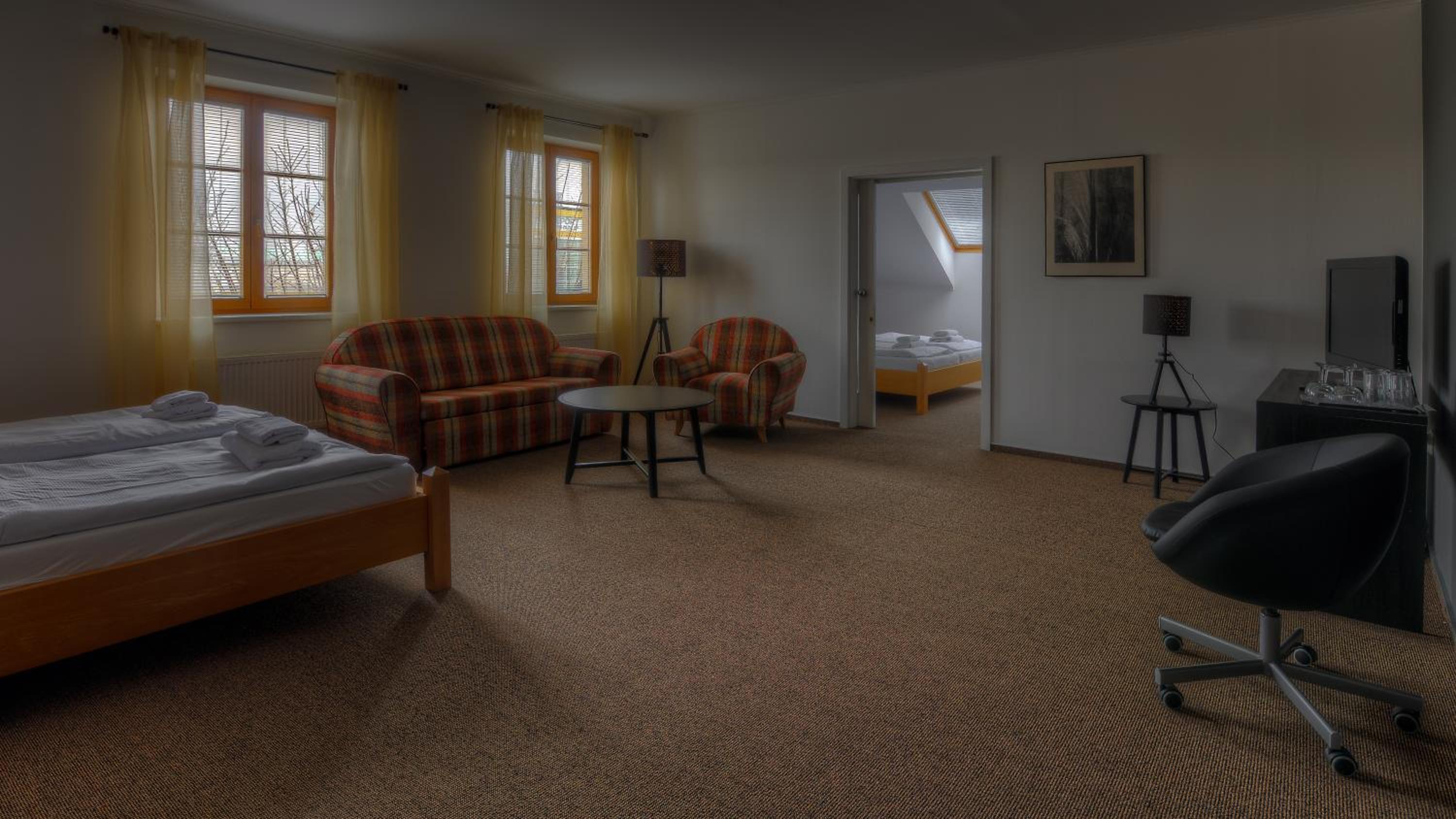 Quadruple Room - Photo 1