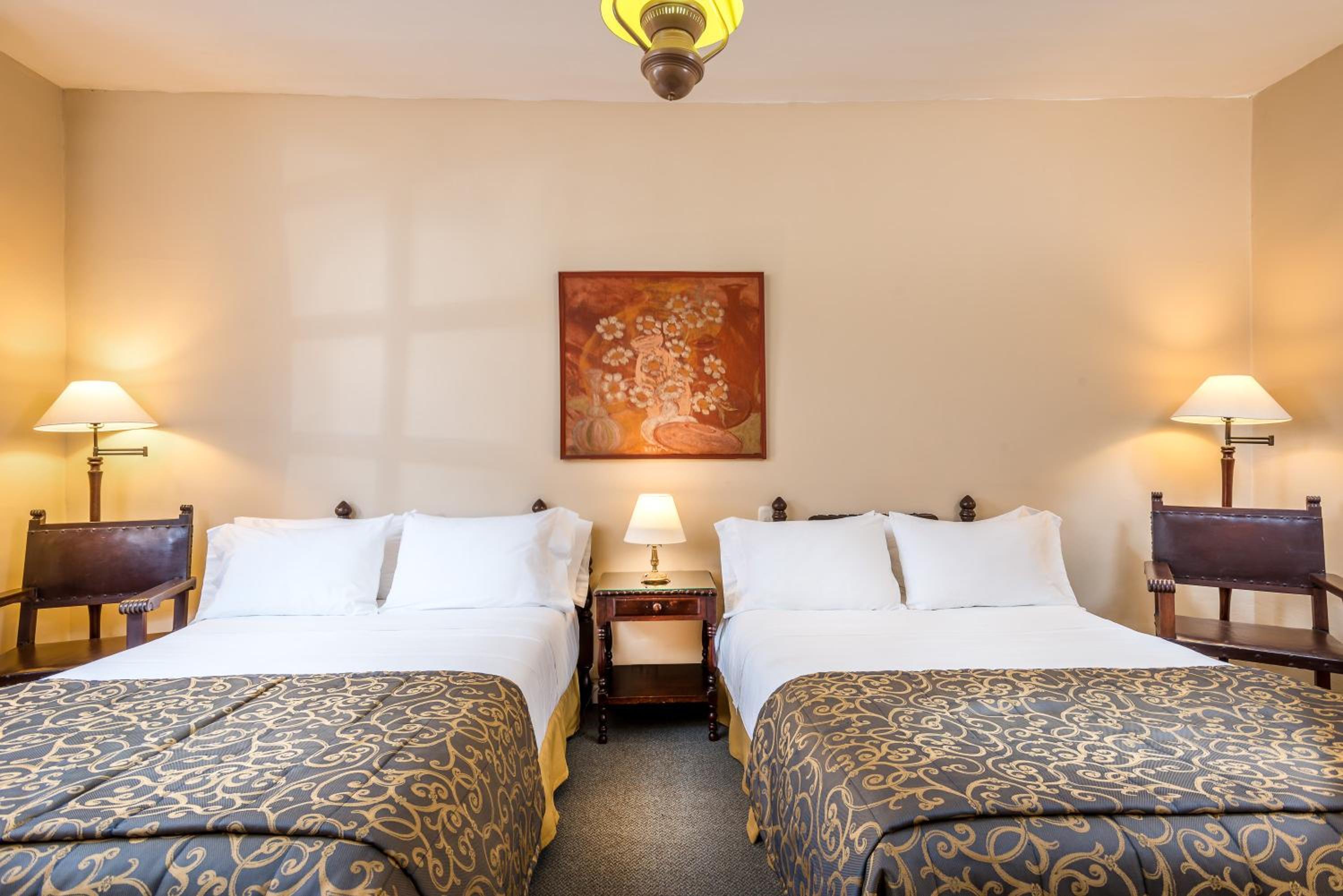 Quadruple Room - Photo 1