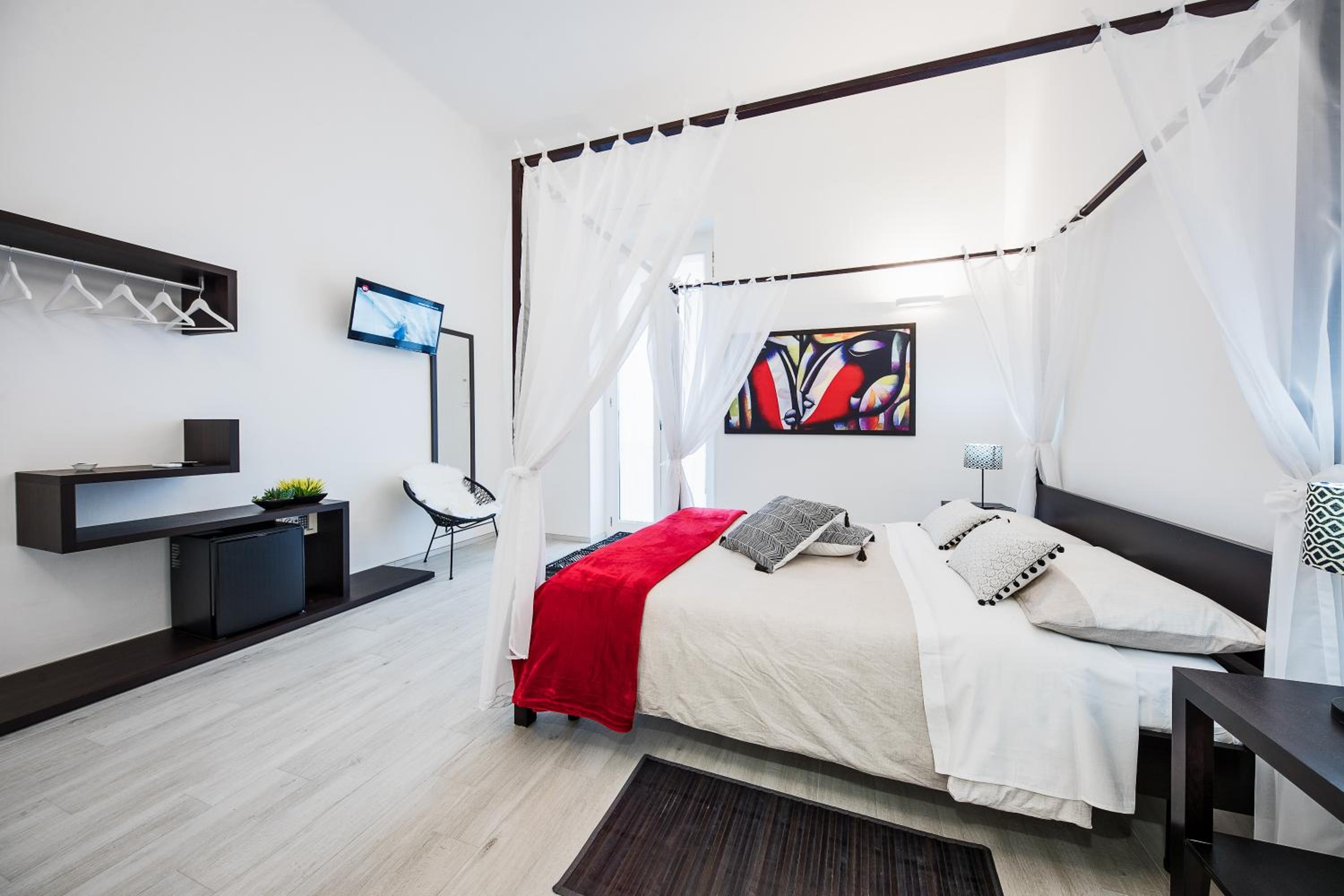 Deluxe Double Room - Photo 6