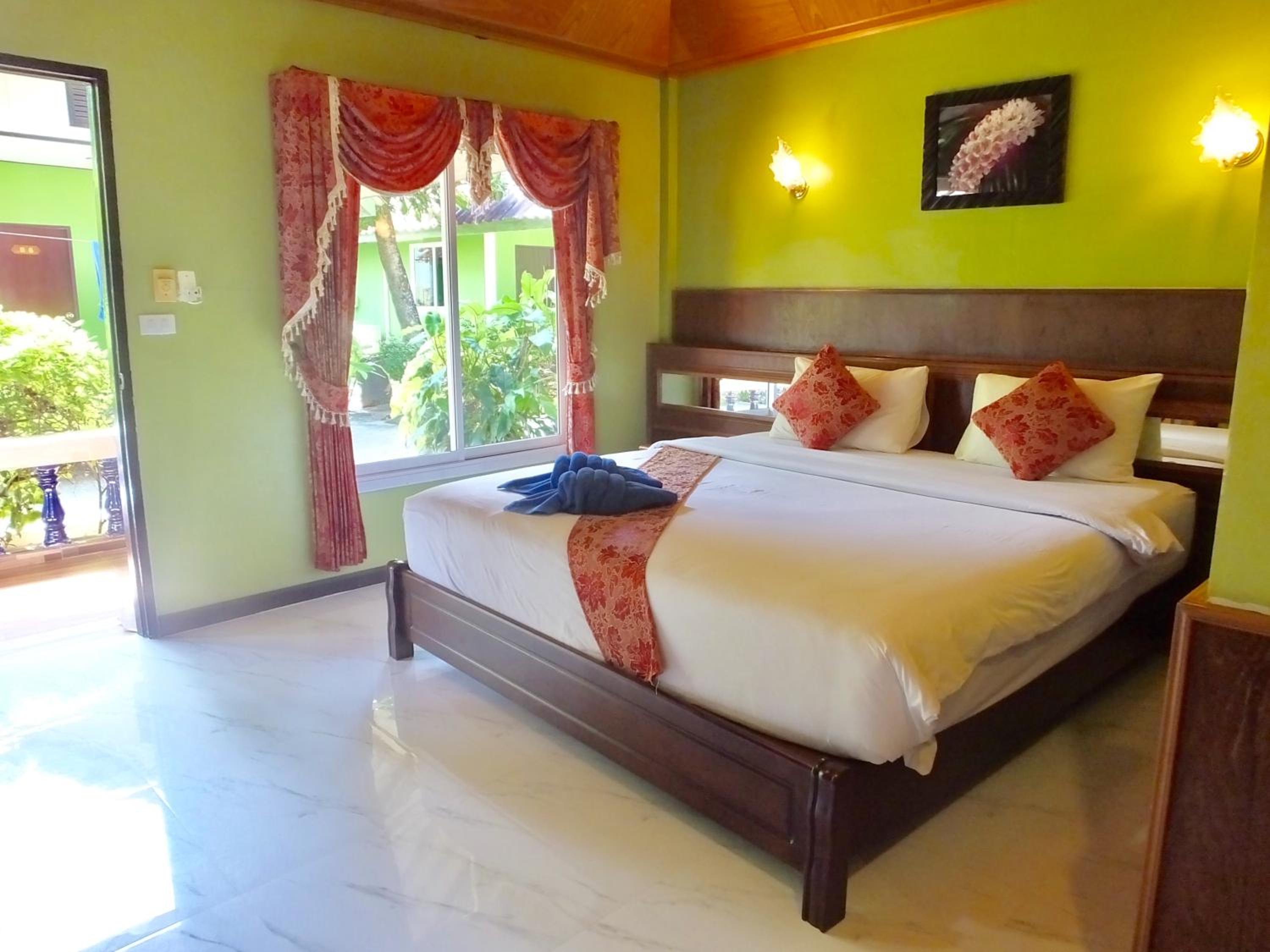 Bungalow With Fan photo 1