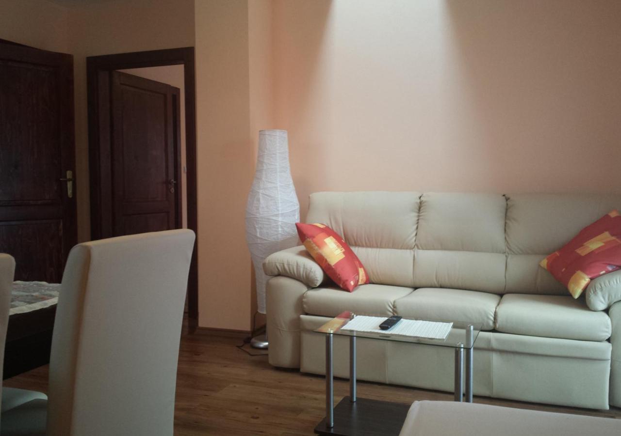 Apartment with Balcony photo 1
