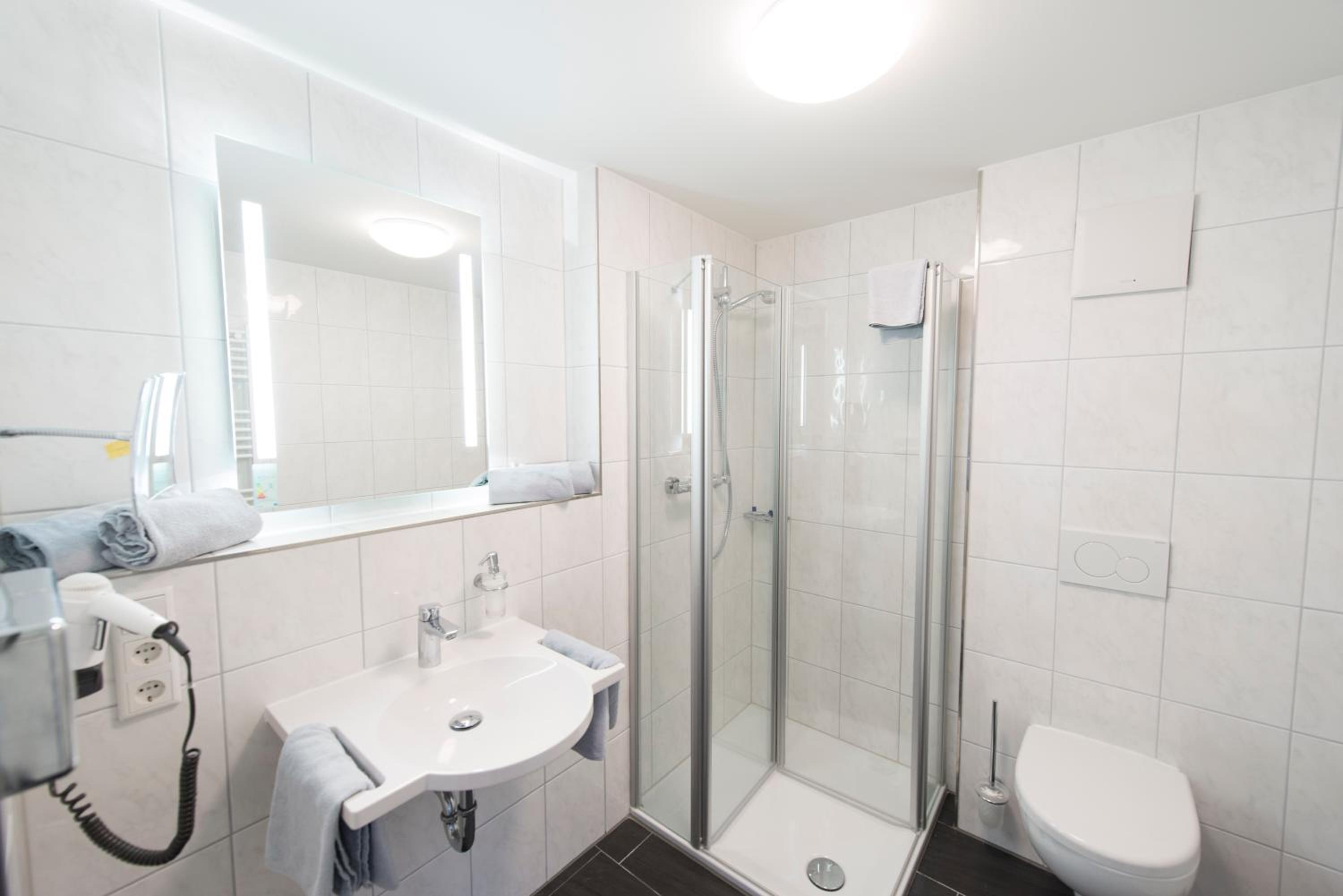 Double Room - Photo 2