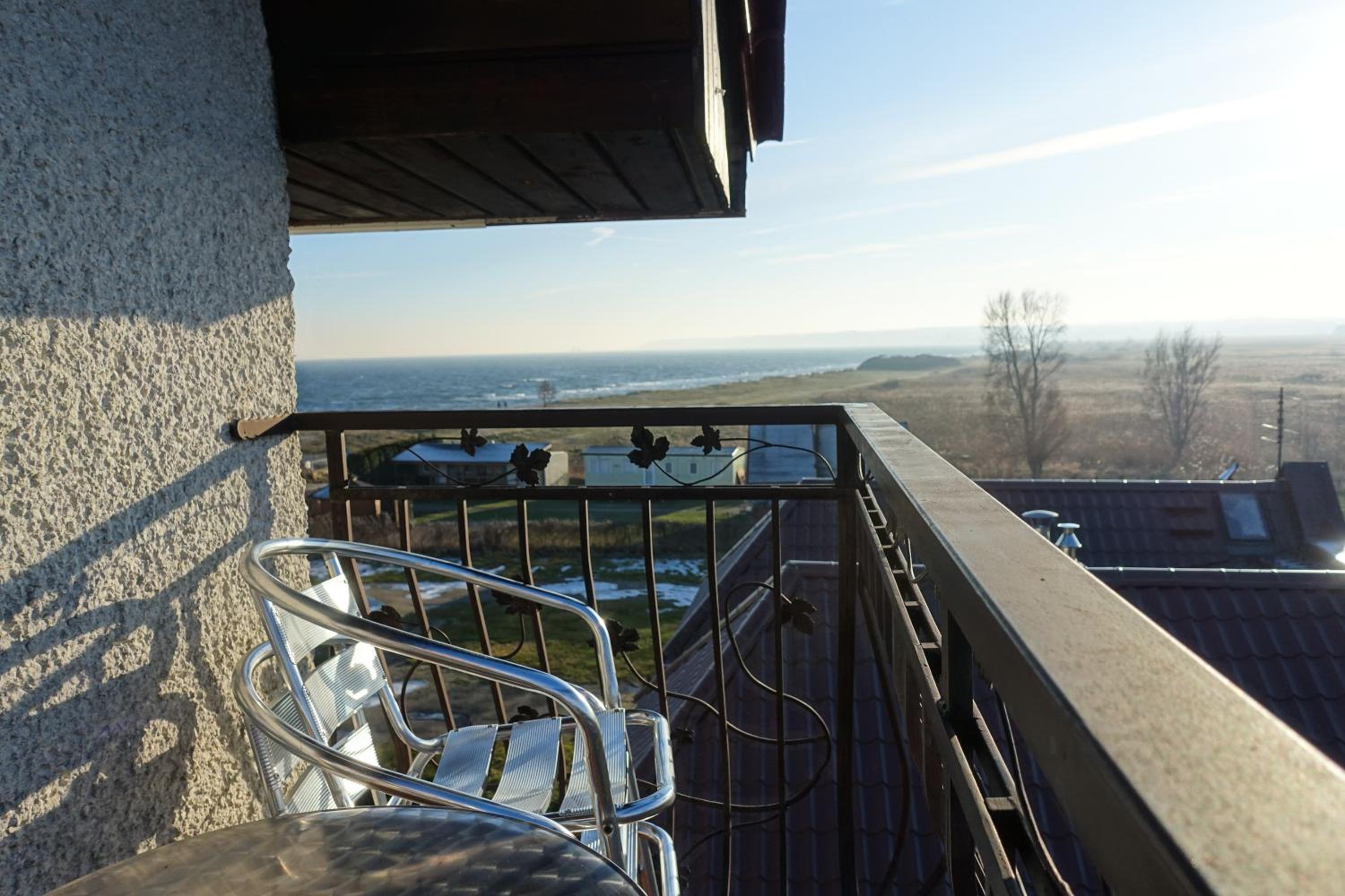 Twin Room with Balcony - Photo 3