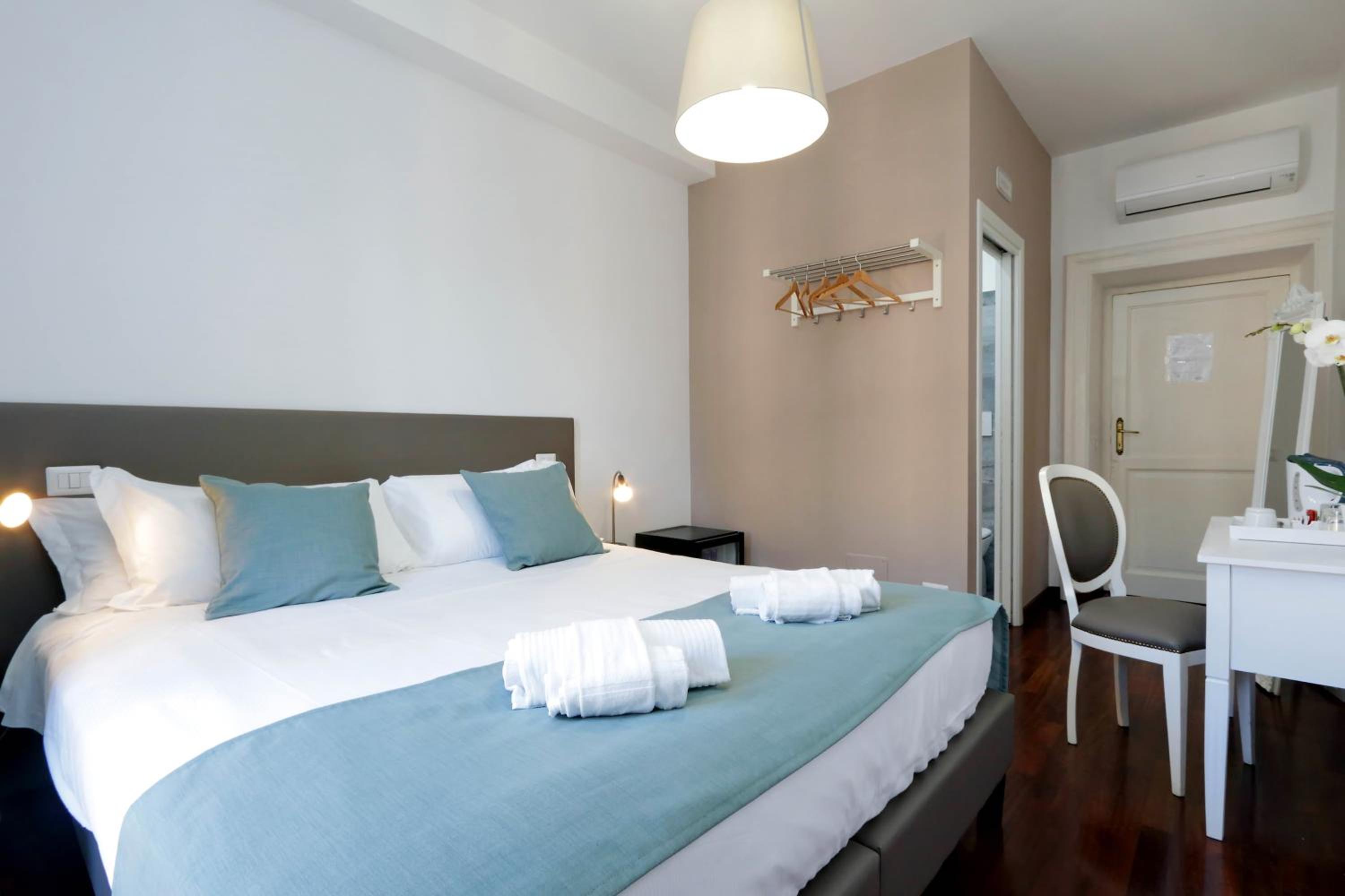 Double Room with Balcony photo 1