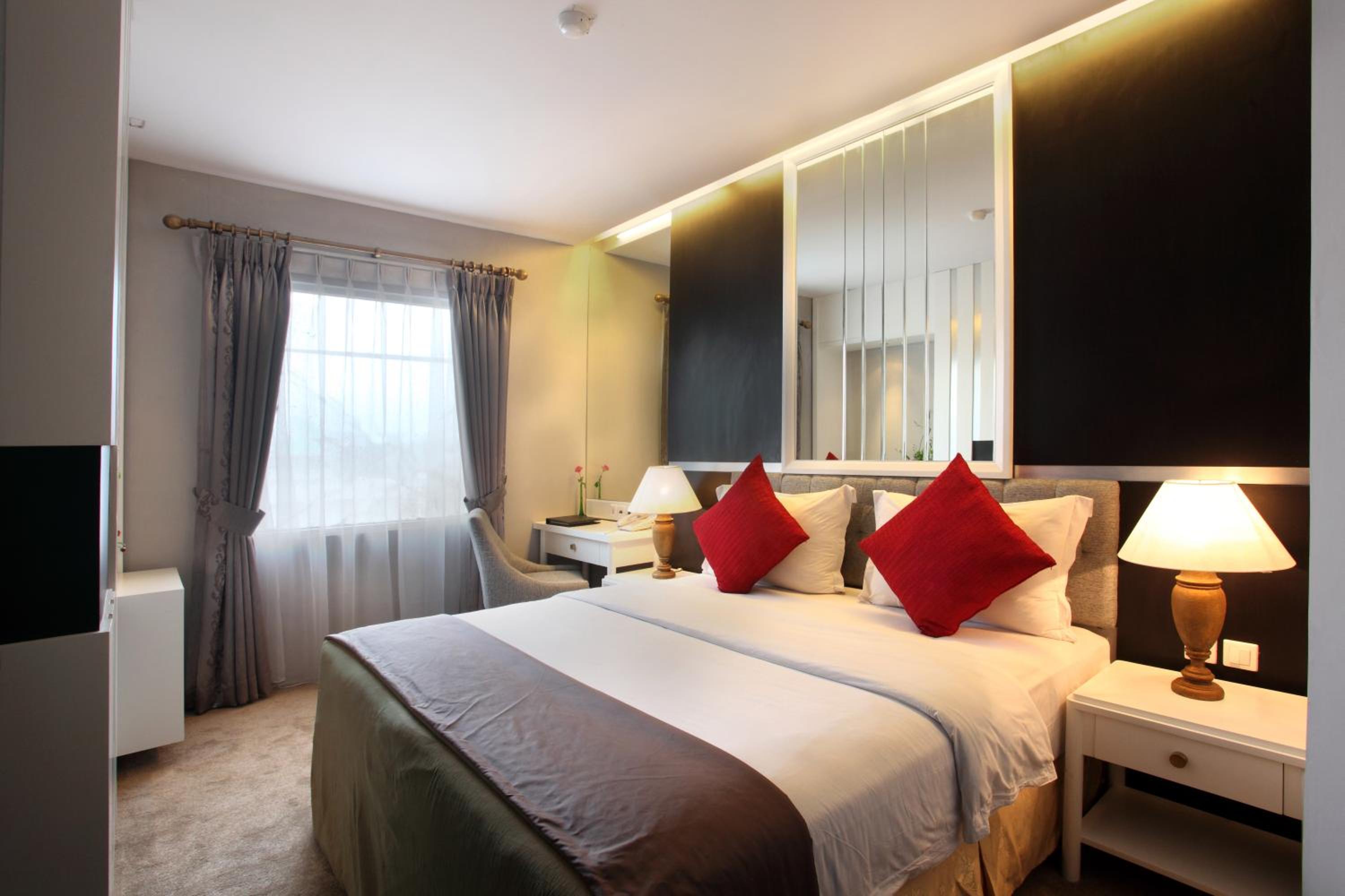 Deluxe Double or Twin Room photo 2