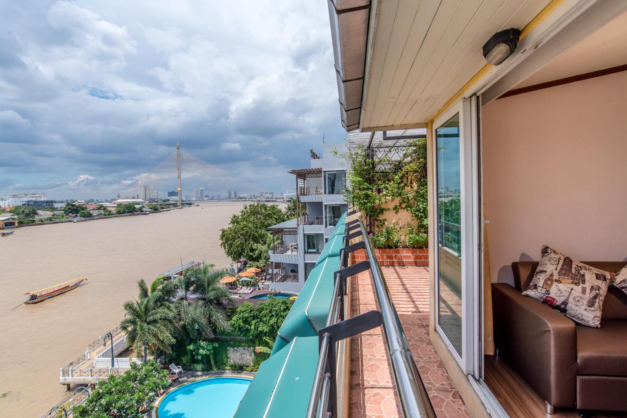 Suite with River View (Double bed) photo 2