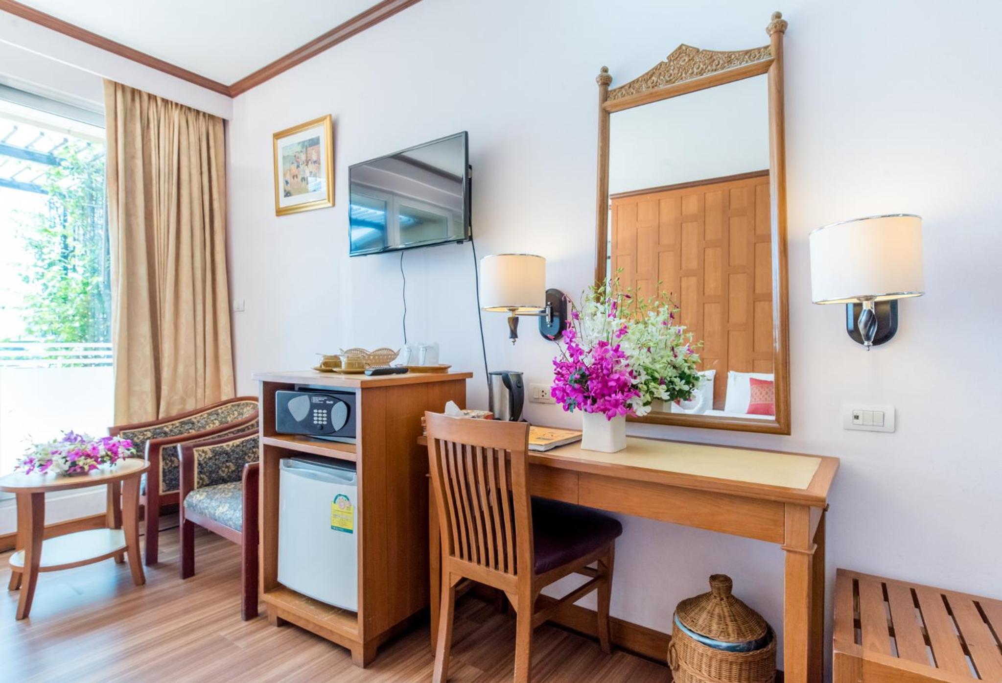 Suite with River View (Double bed) photo 3