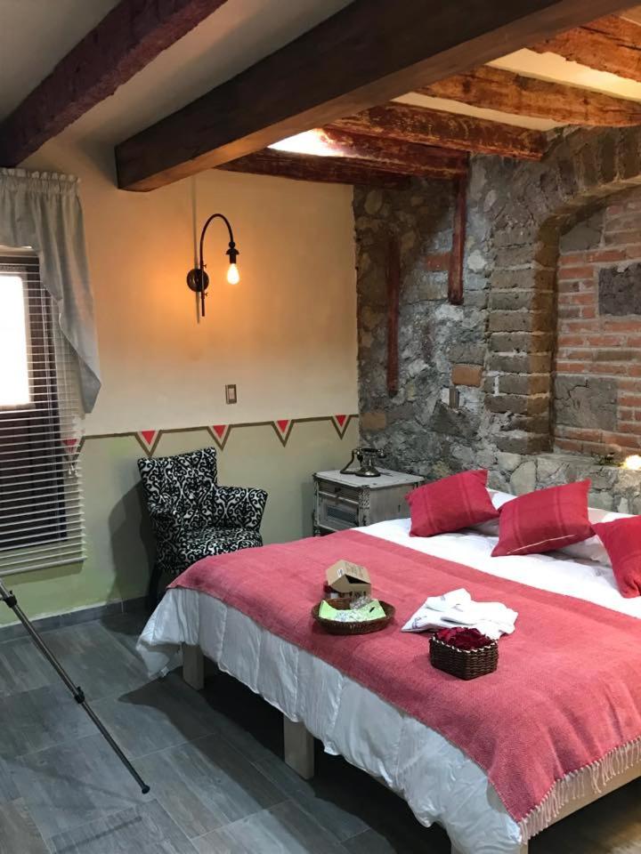 Deluxe King Room photo 2