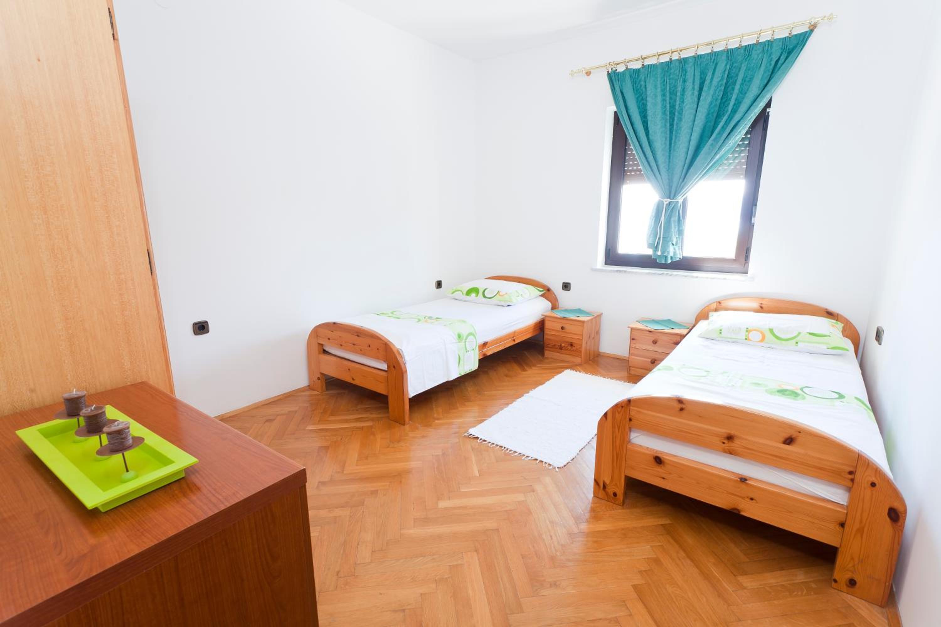 Four Bedroom Apartment with Sea View photo 3