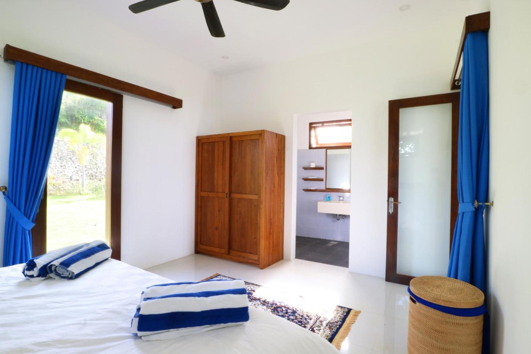 Villa photo 2
