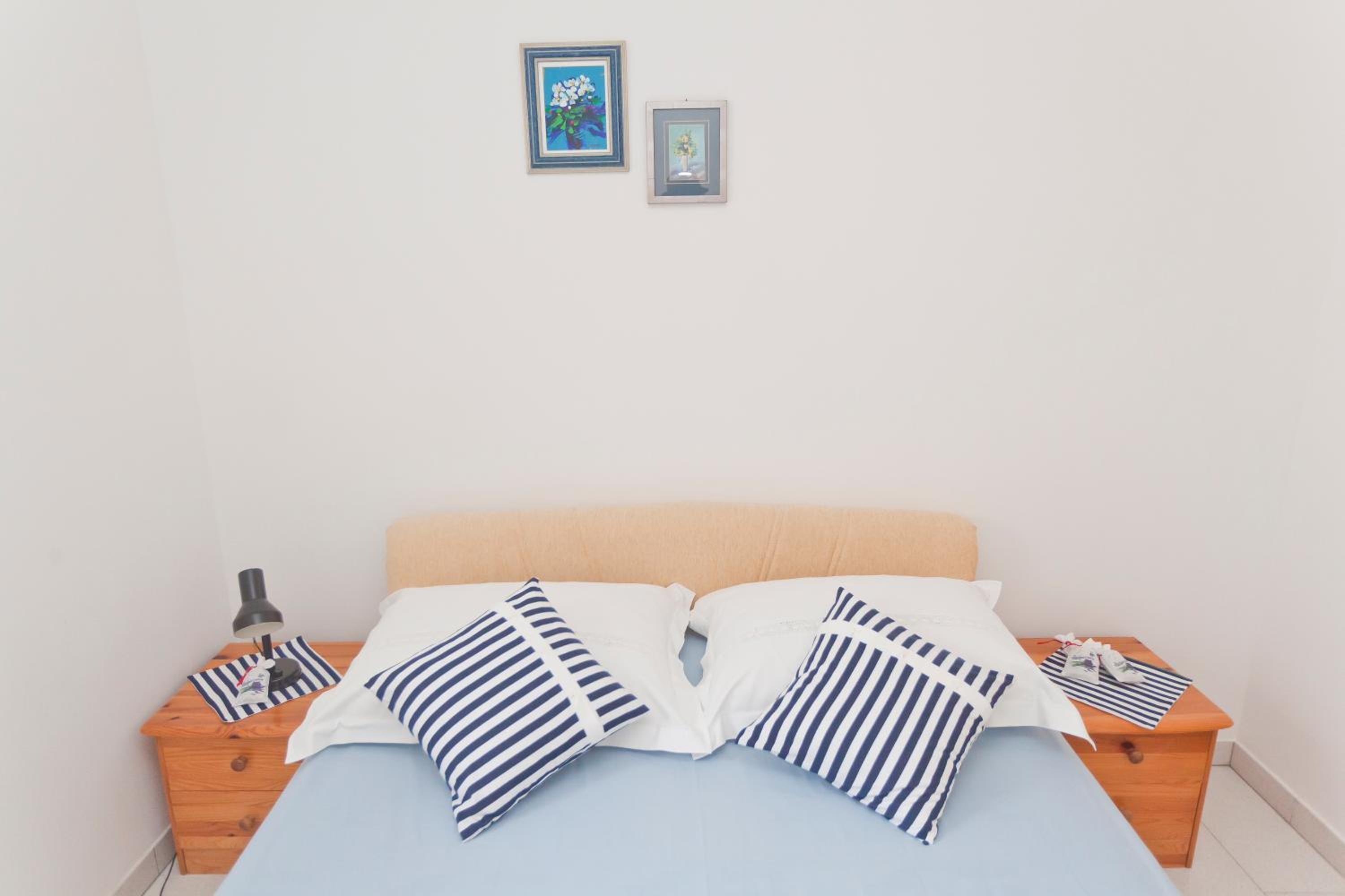 Three-Bedroom Apartment with Sea View photo 3