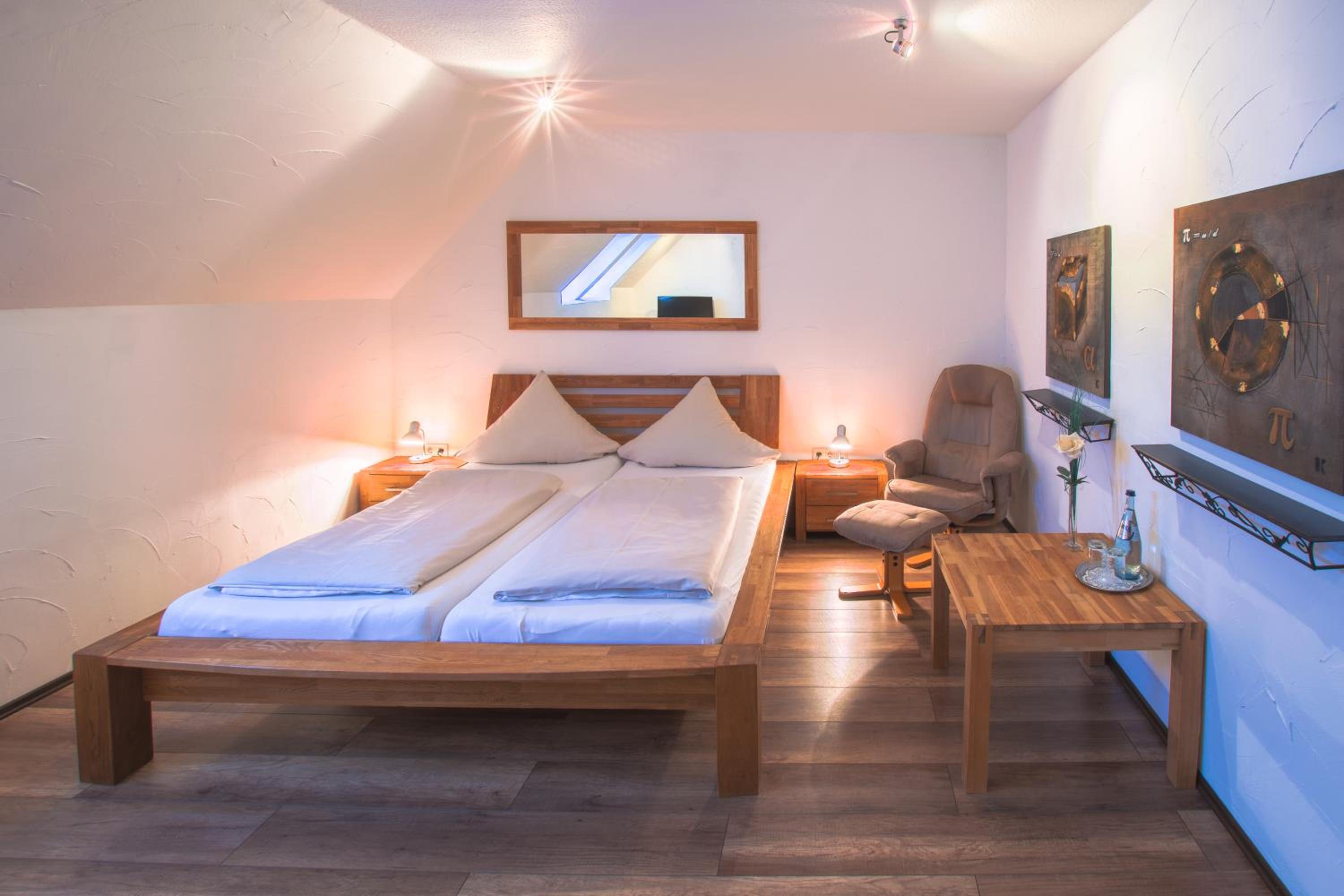 Double Room - Photo 3