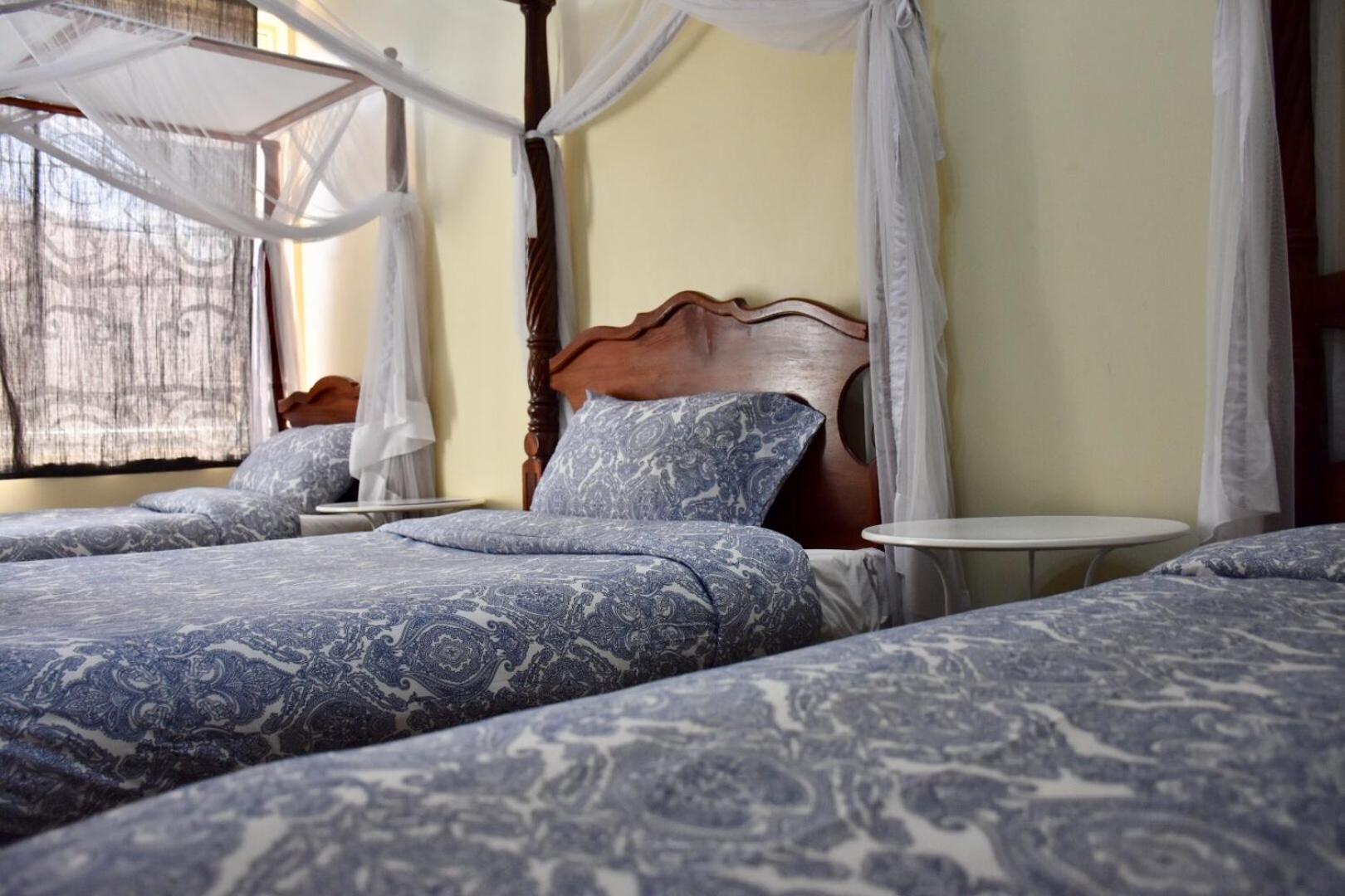 Triple Room with Private Bathroom