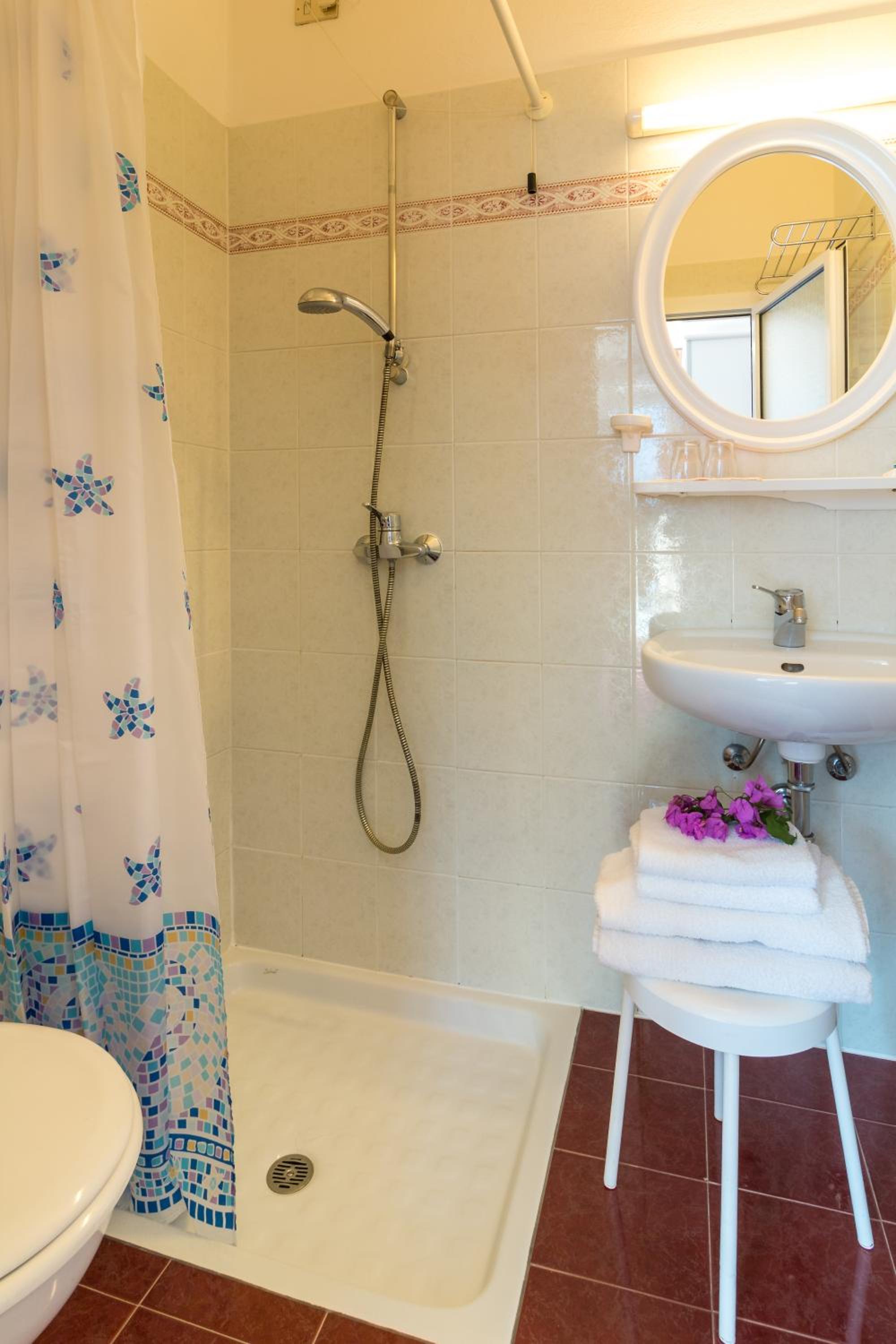 Superior Twin Room with Sea View photo 3