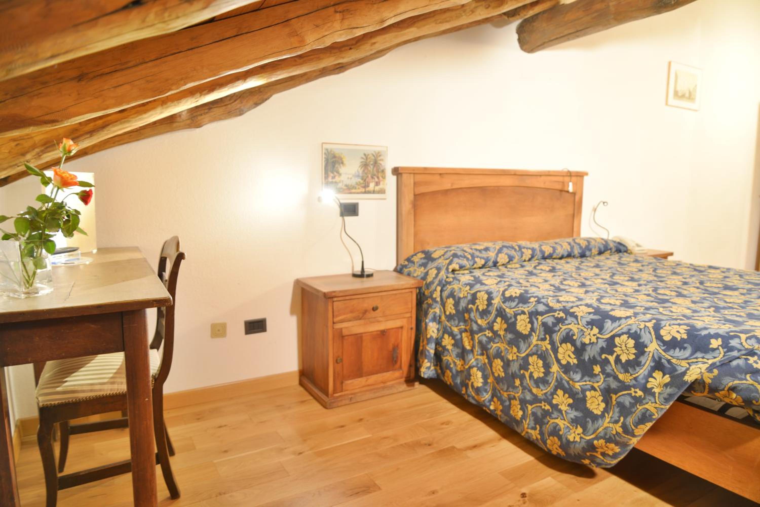 Economy Double Room photo 2
