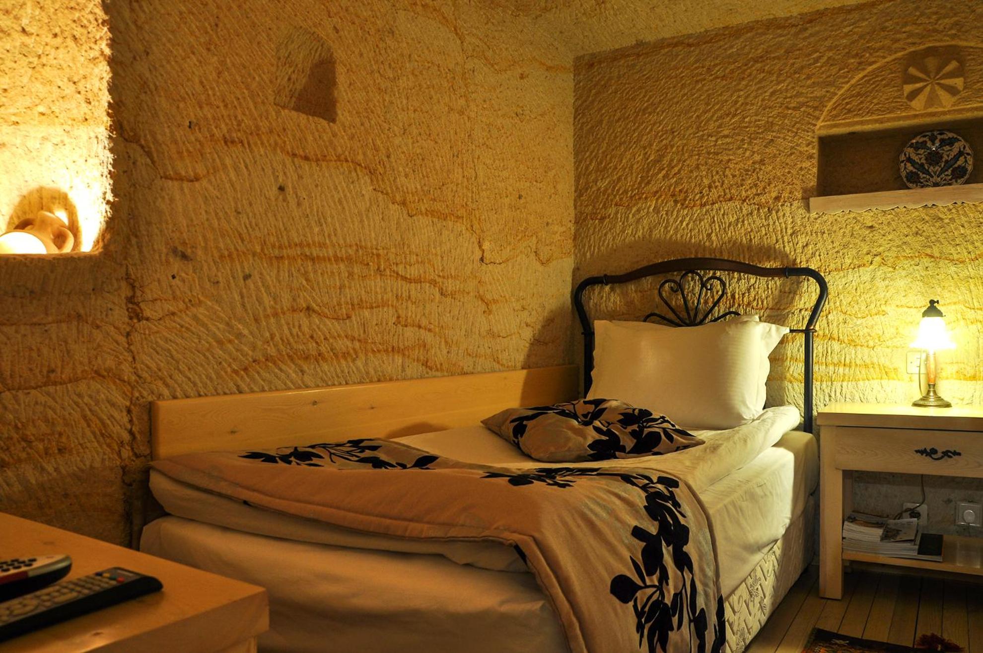 Twin Cave Room - Photo 3