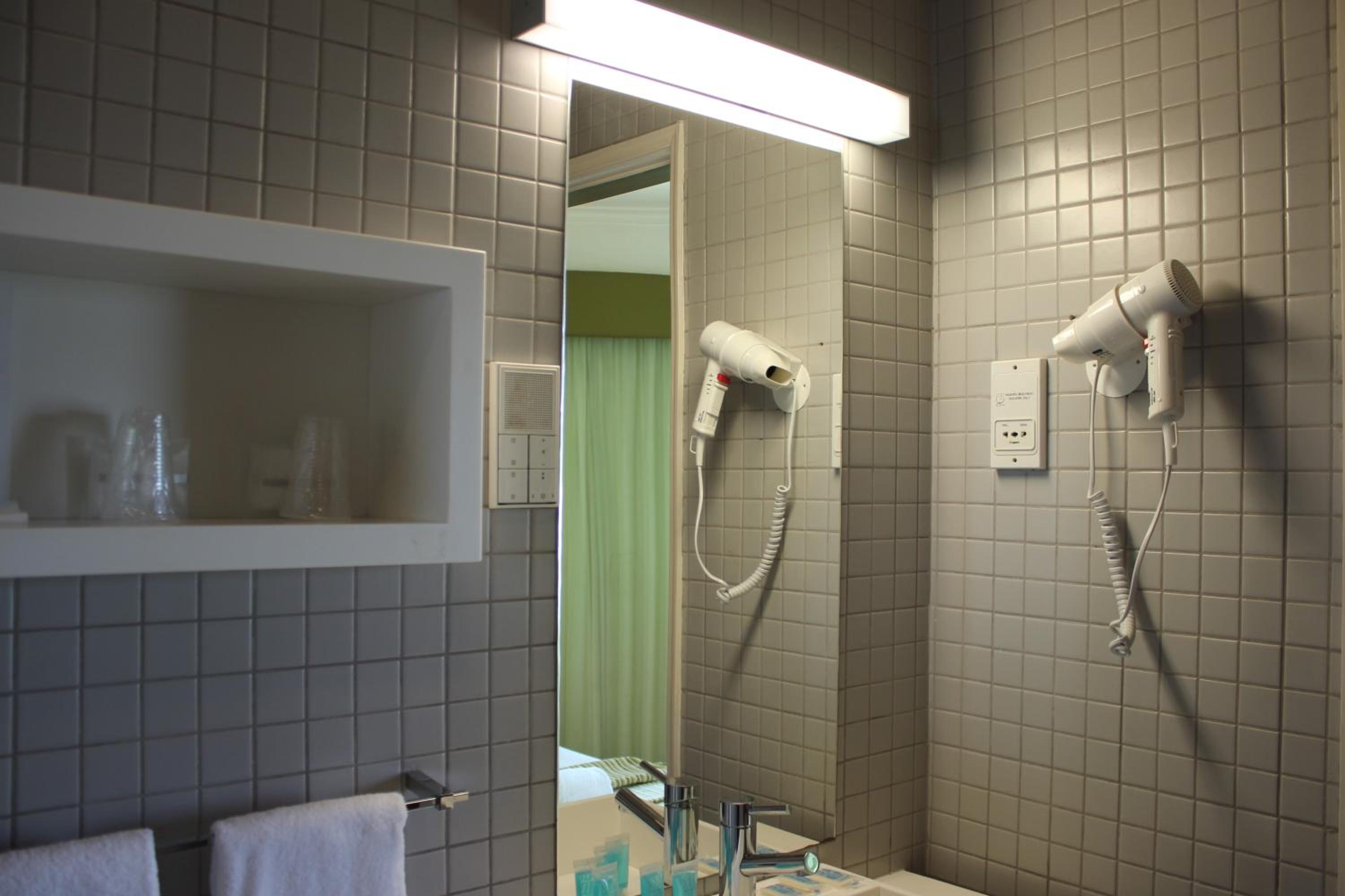Triple Room - Photo 12