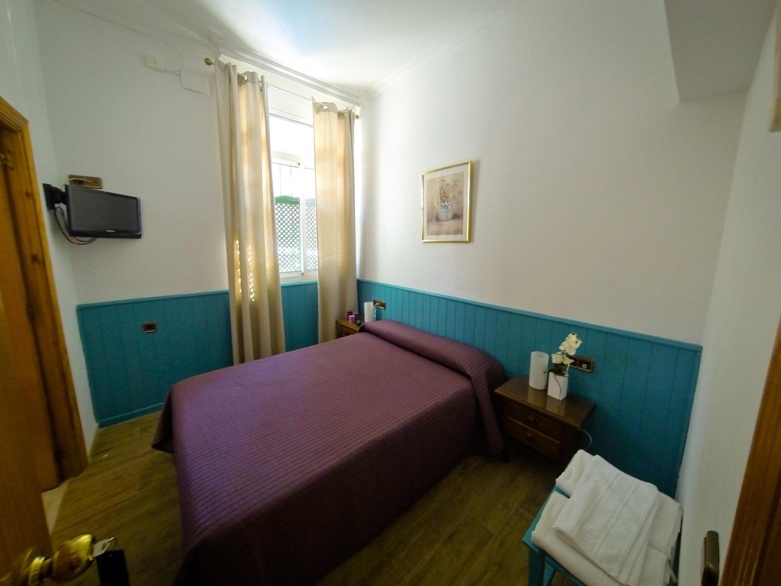 Habitación individual con baño privado