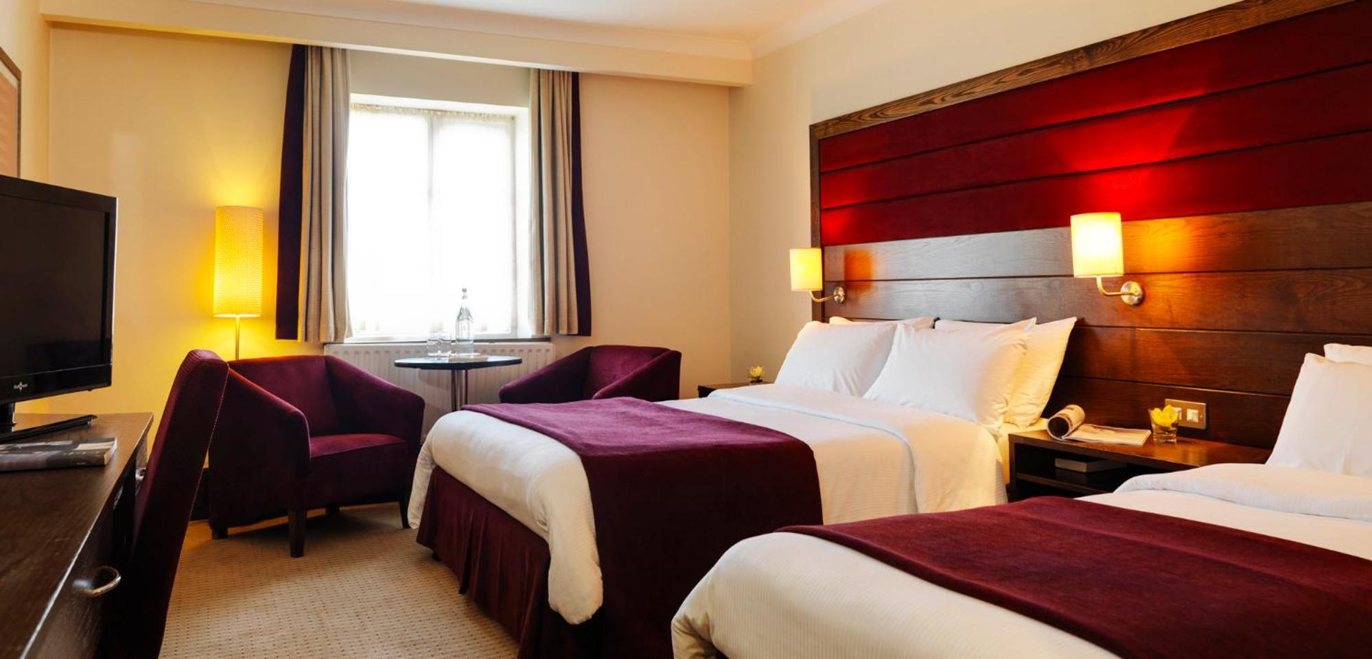 Double or Twin Room - Photo 2