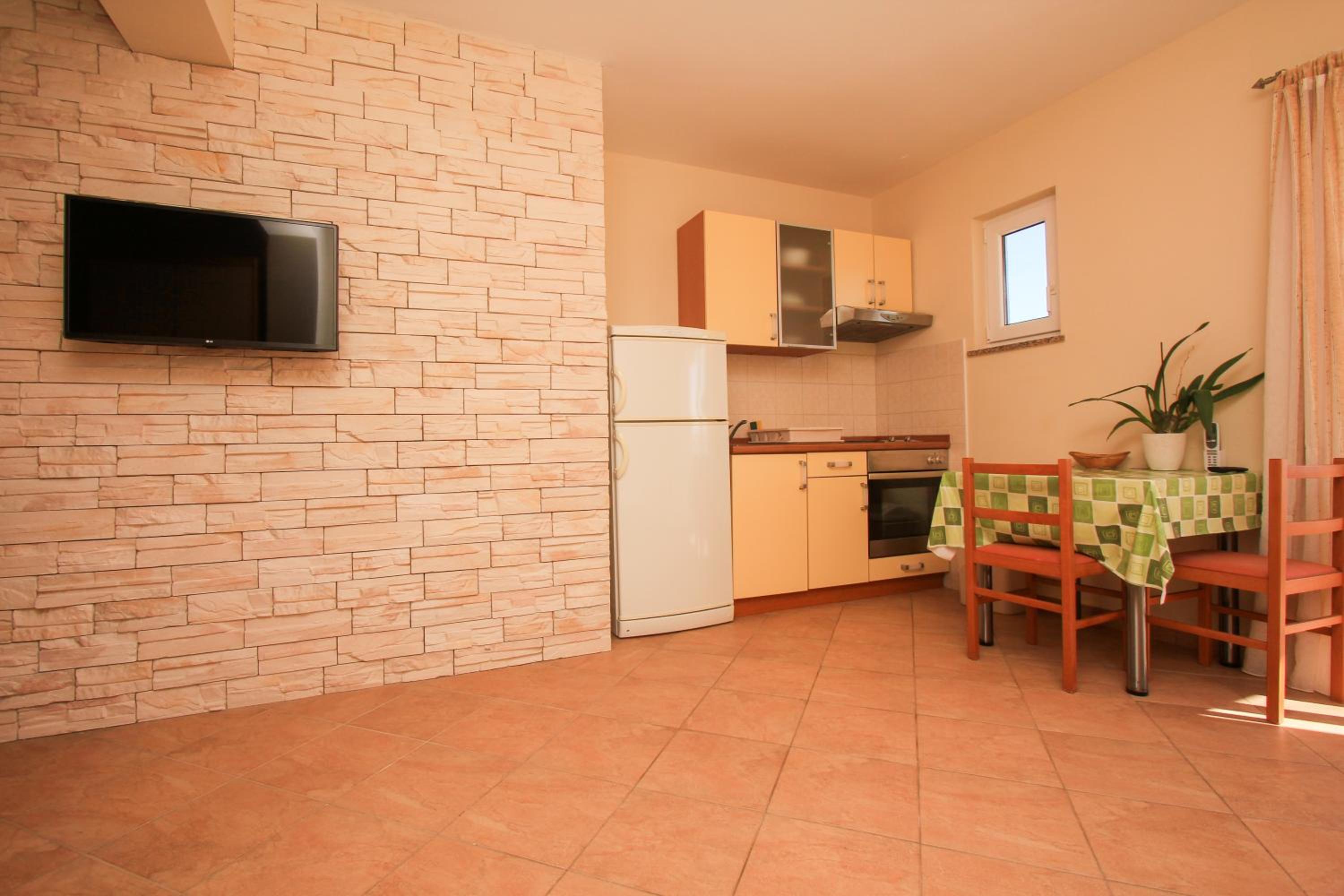 Studio Apartment photo 3