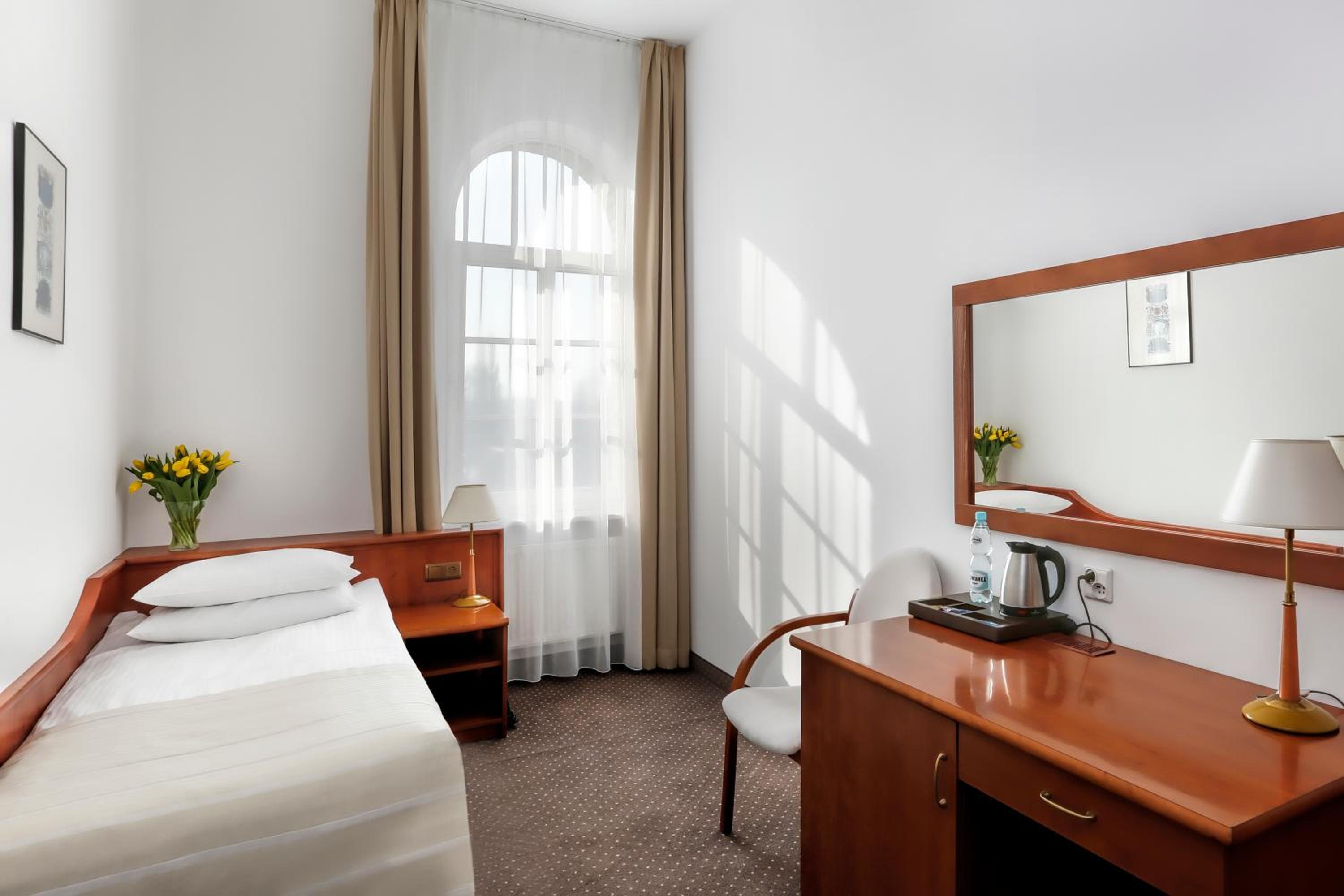 Single Room photo 2