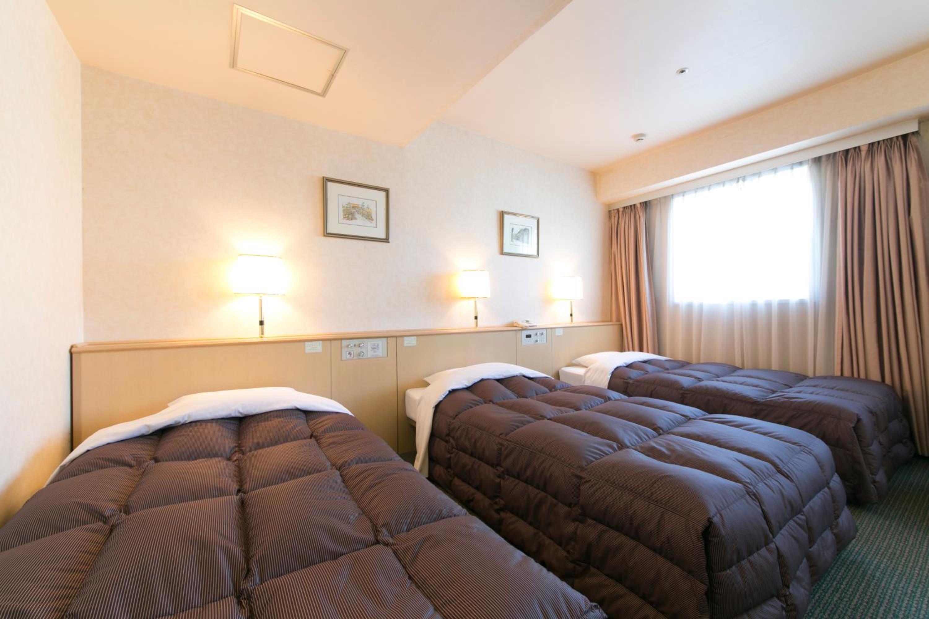 Triple Room - Non-Smoking - Photo 4
