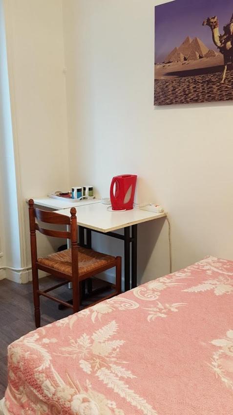 Double Room - Photo 16