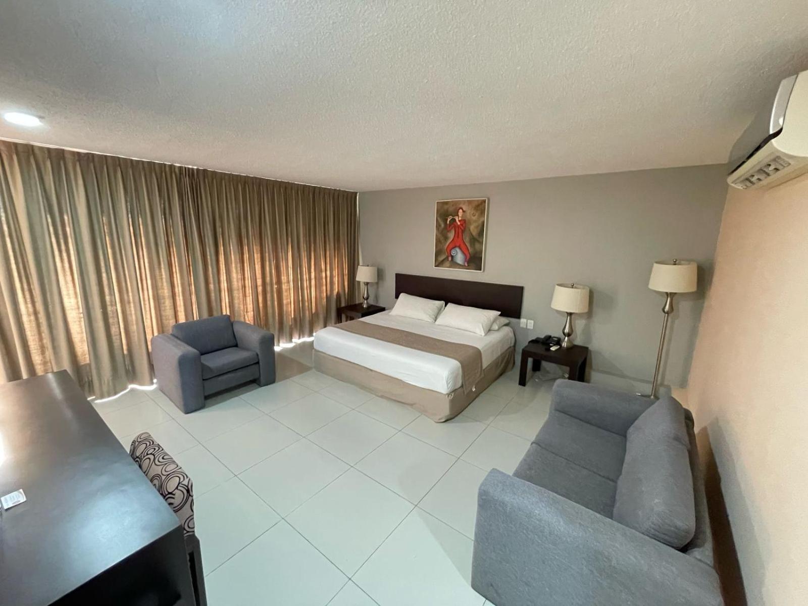 Junior Suite with Balcony