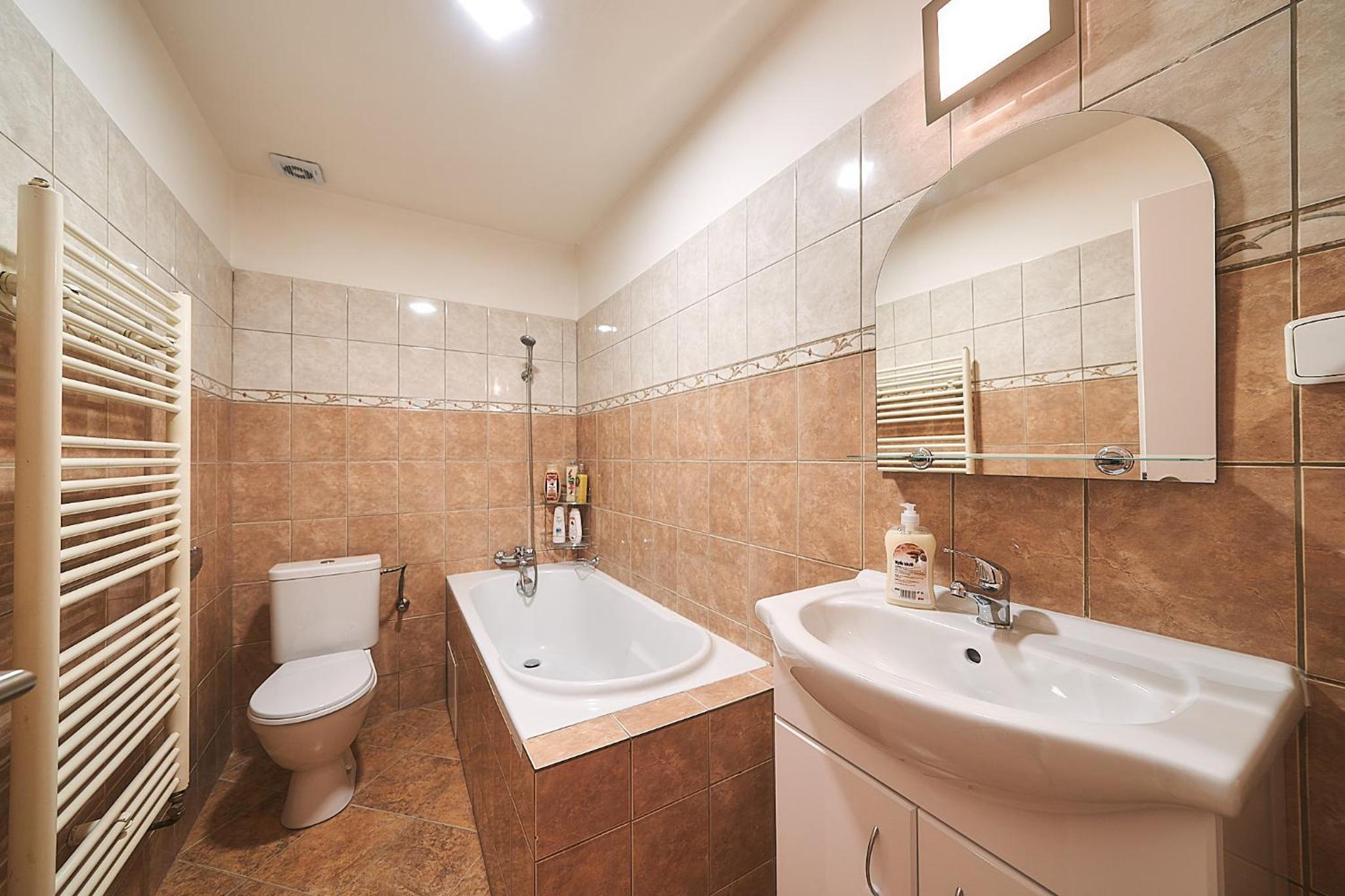 Two-Bedroom Standard Family Apartment - Photo 30