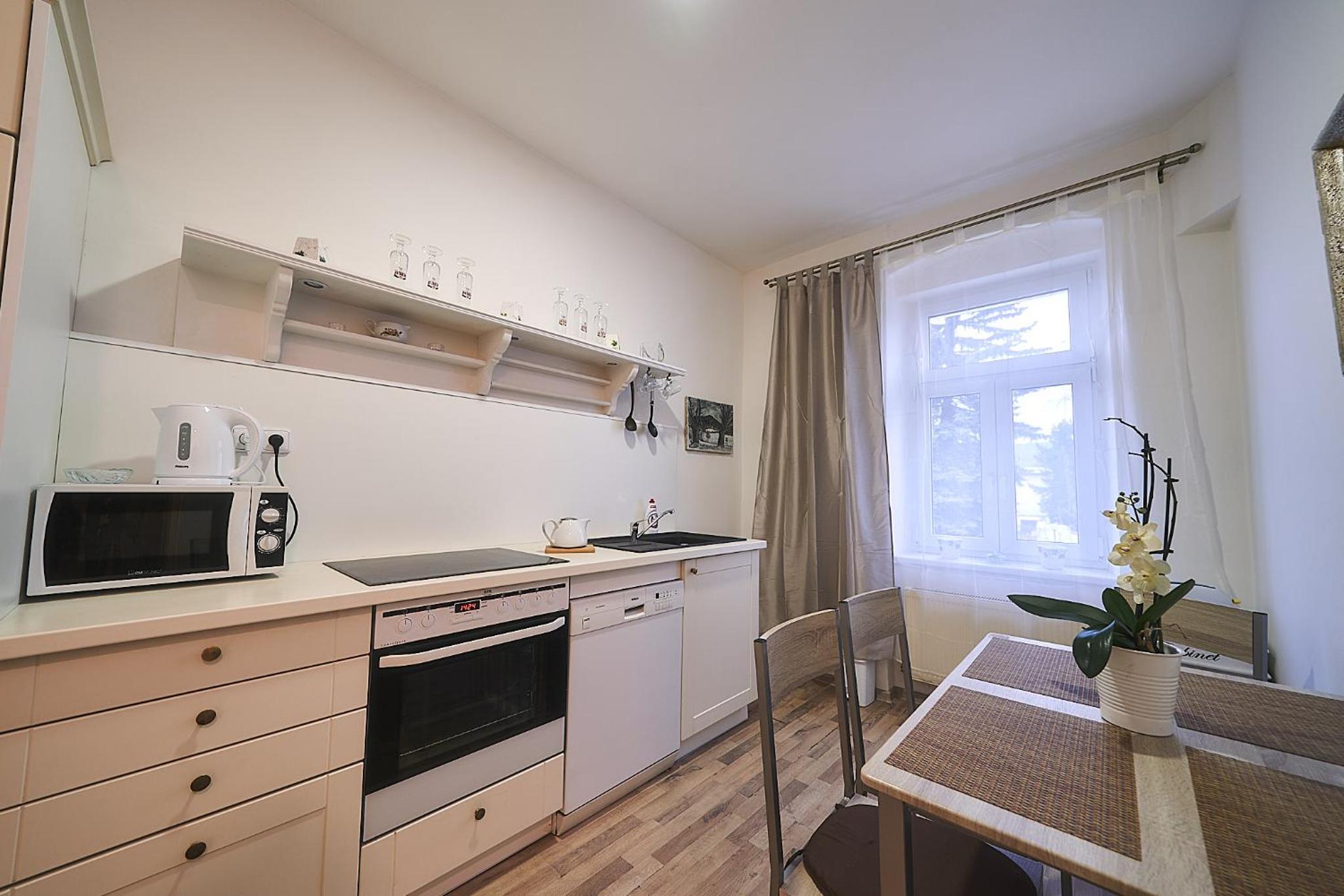 Two-Bedroom Standard Family Apartment - Photo 8